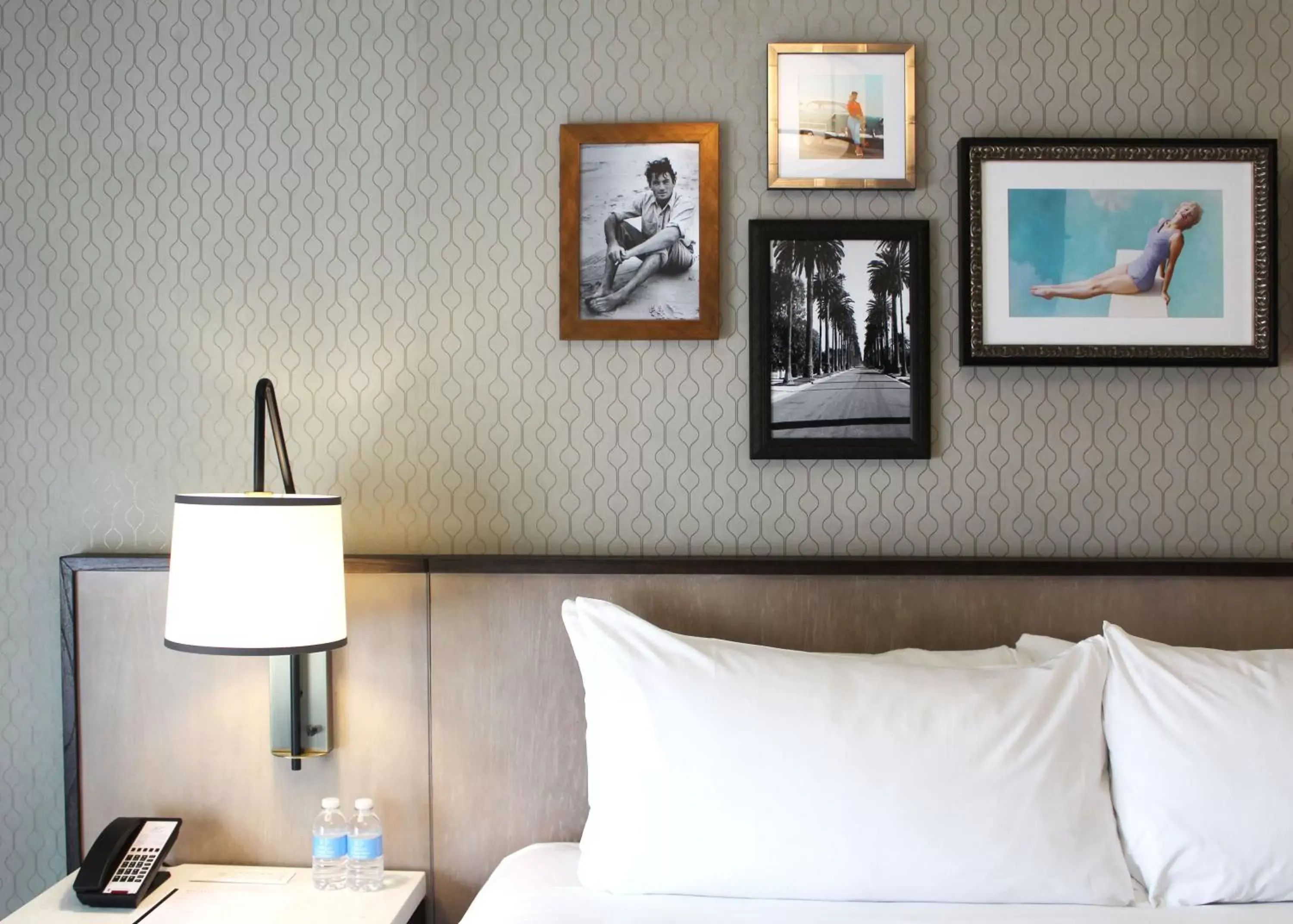 Vintage King Ocean Room in La Valencia Hotel Vintage King Ocean Room in La Valencia Hotel