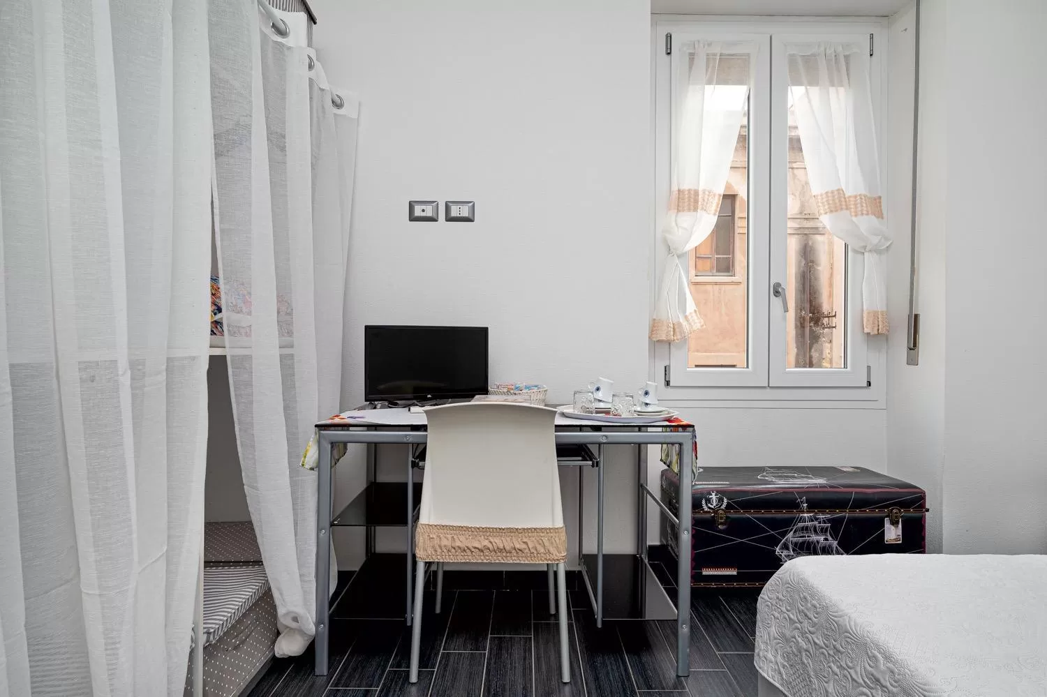 TV and multimedia, Bed in Affittacamere Sa Pardula