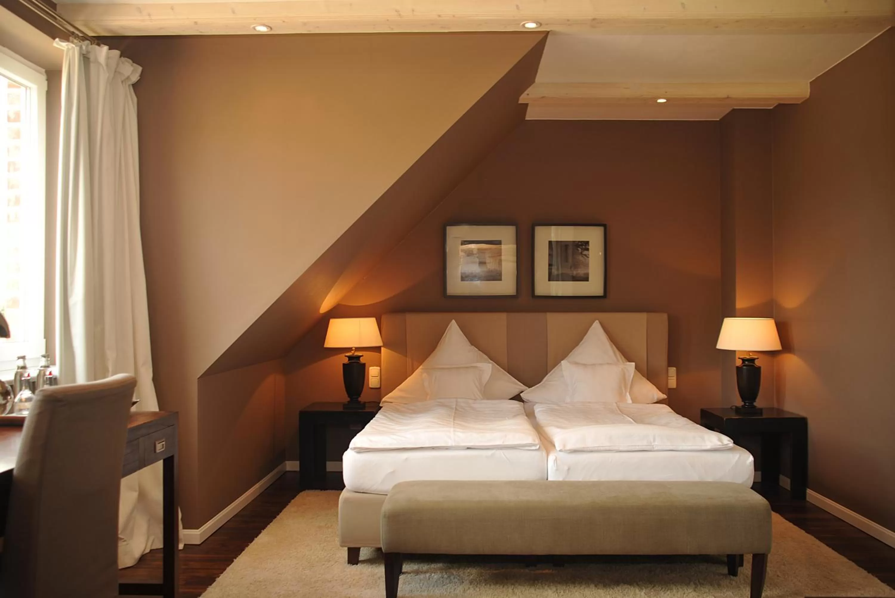 Bed in Hotel und Landhaus 'Kastanie'