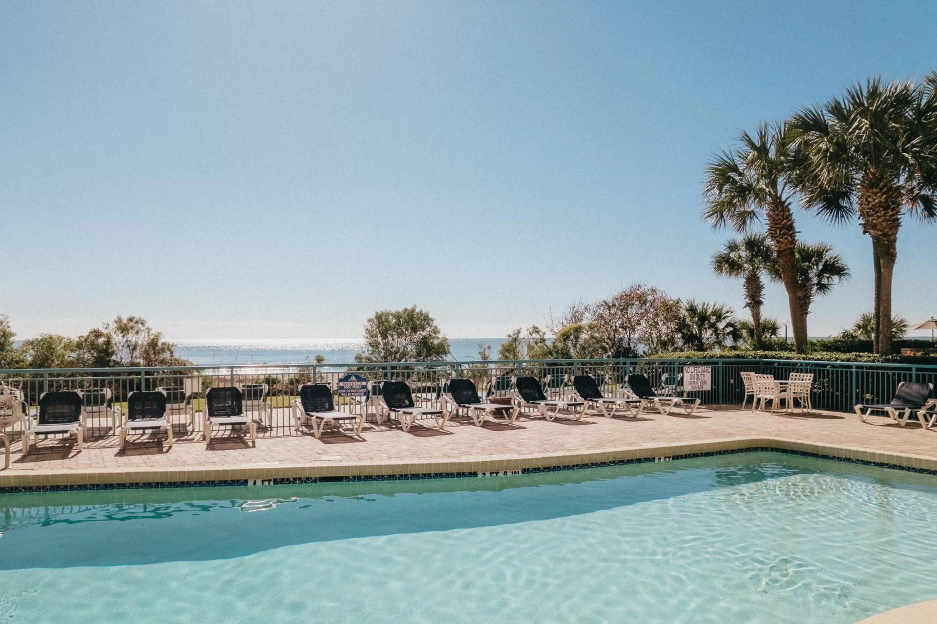 Swimming Pool in Sandcastle Oceanfront Resort South Beach