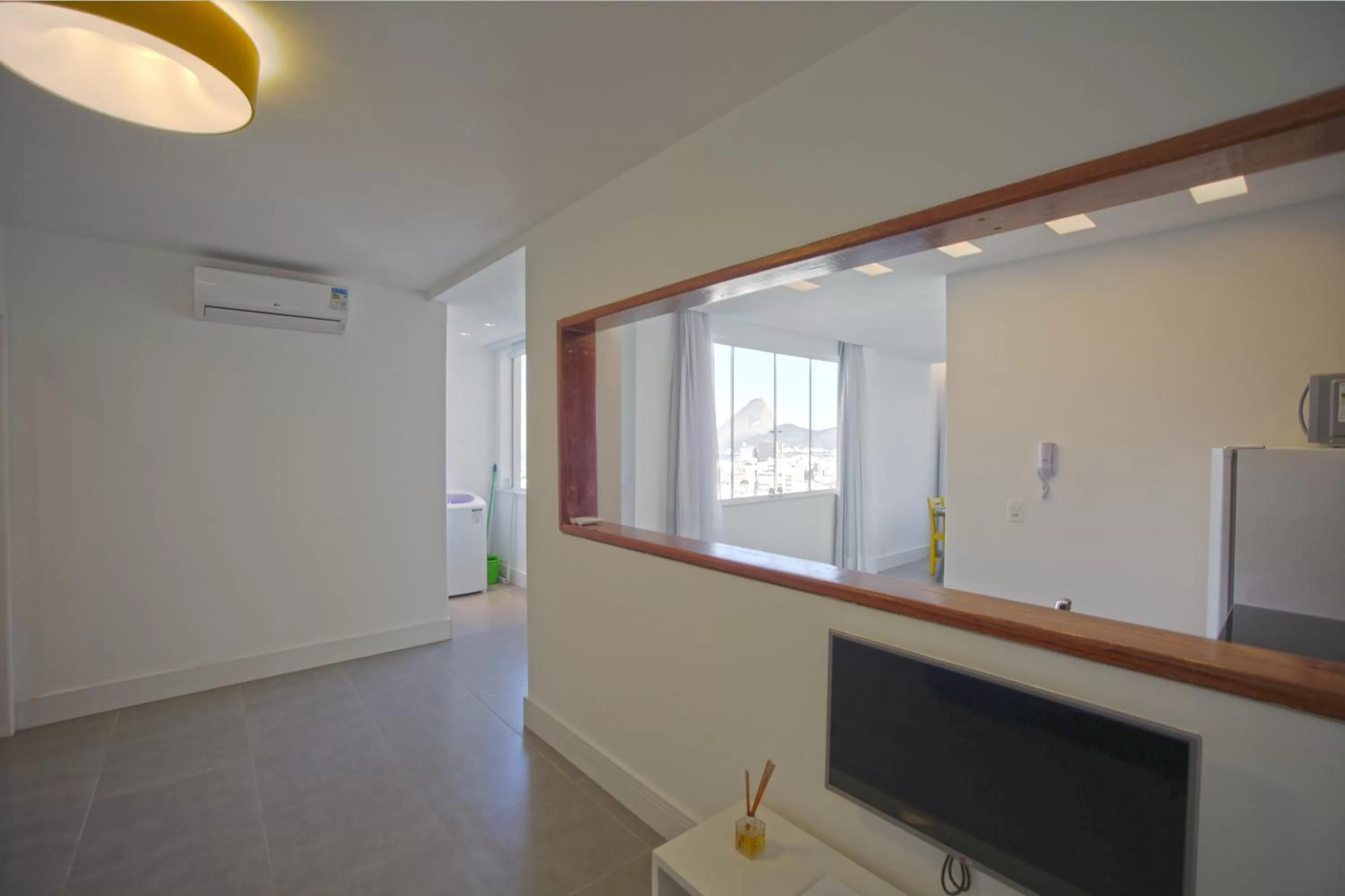 TV and multimedia in Sugar Loft Apartments