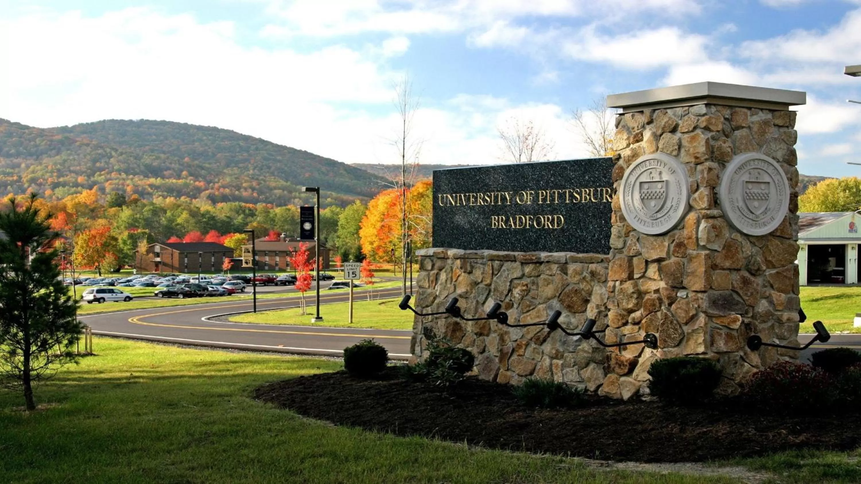 Nearby landmark in Holiday Inn Express and Suites - Bradford by IHG