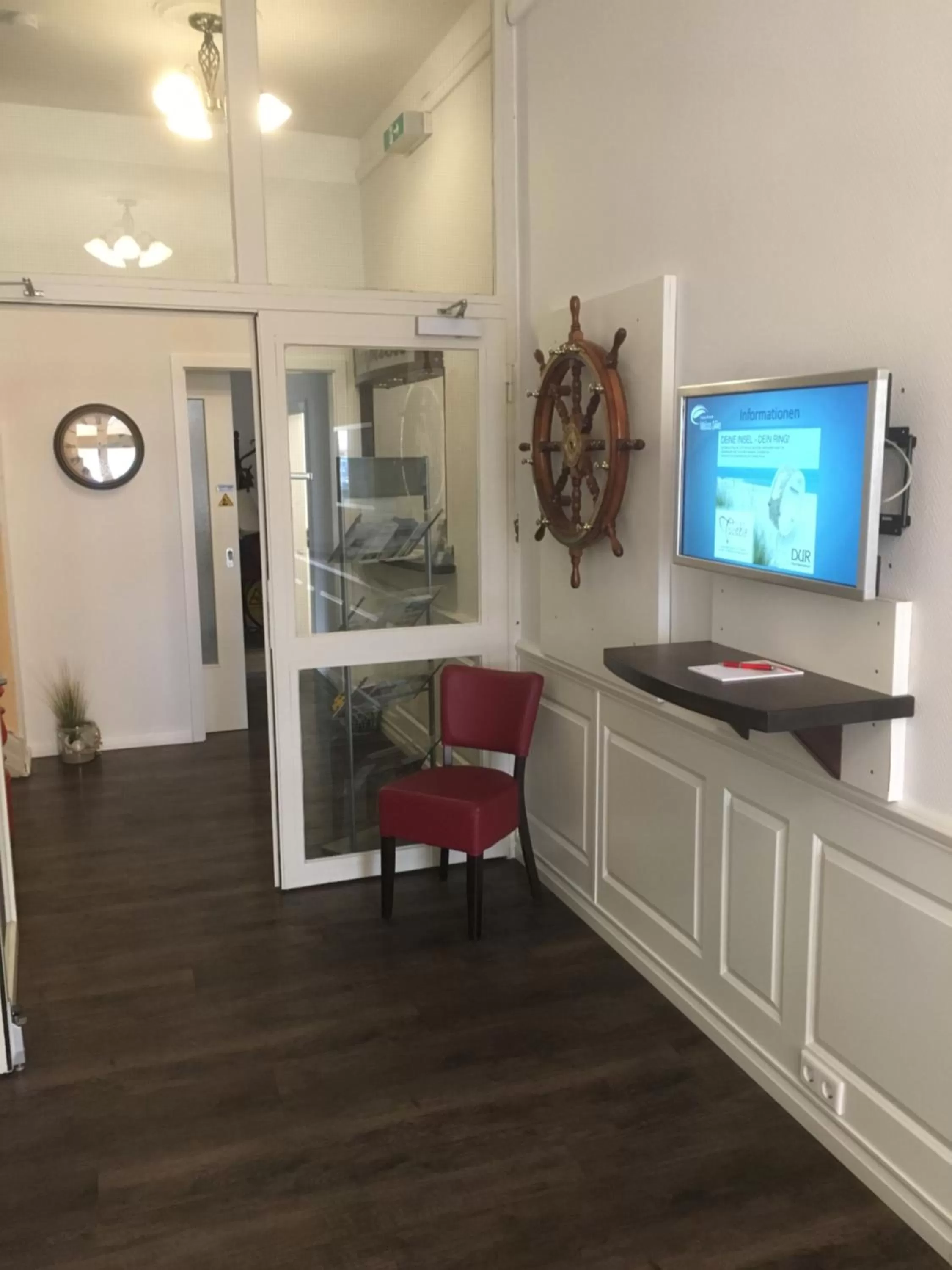 Lobby or reception in Hotel Weisse Düne