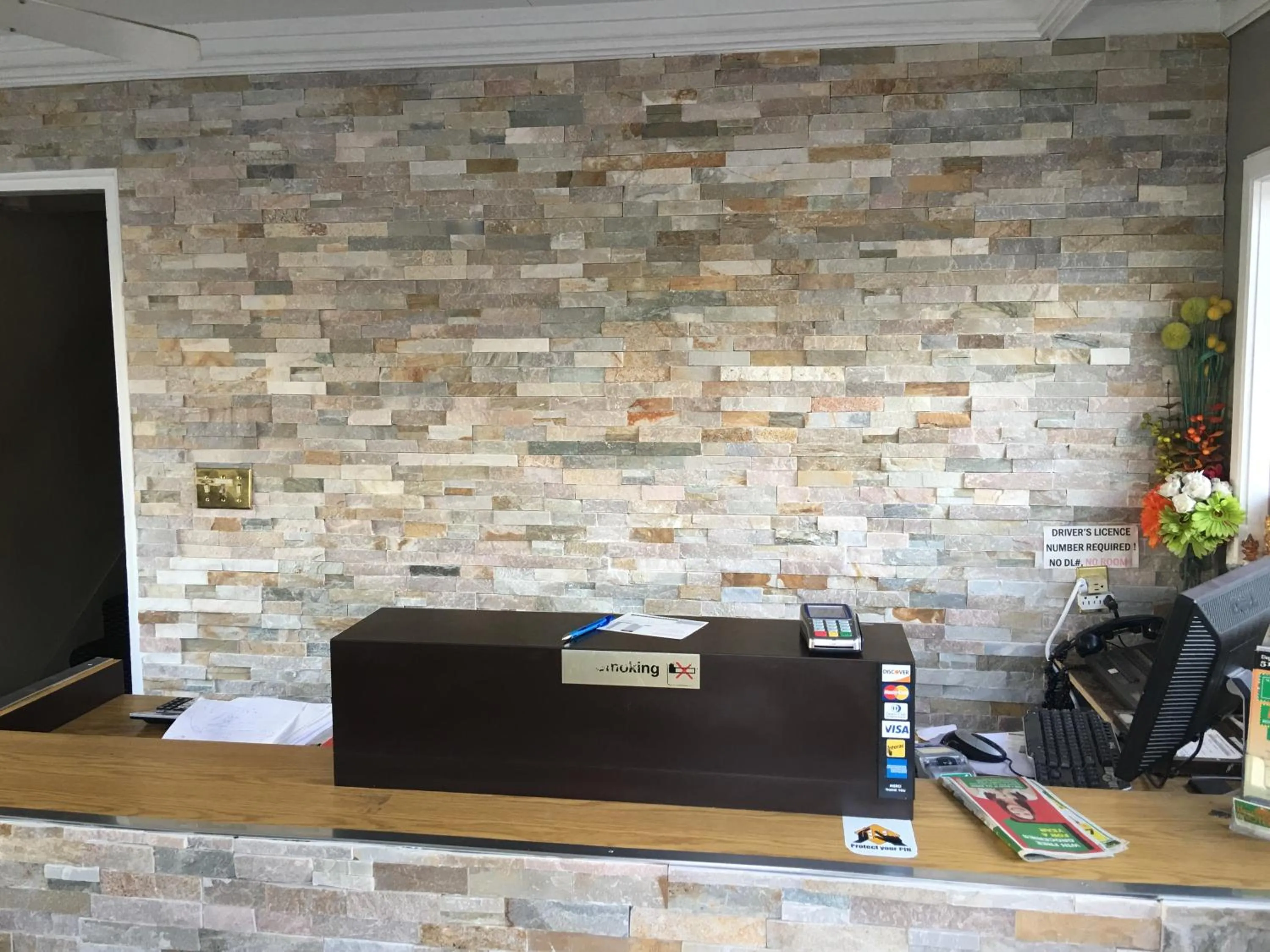 Lobby or reception in Bestway Motel