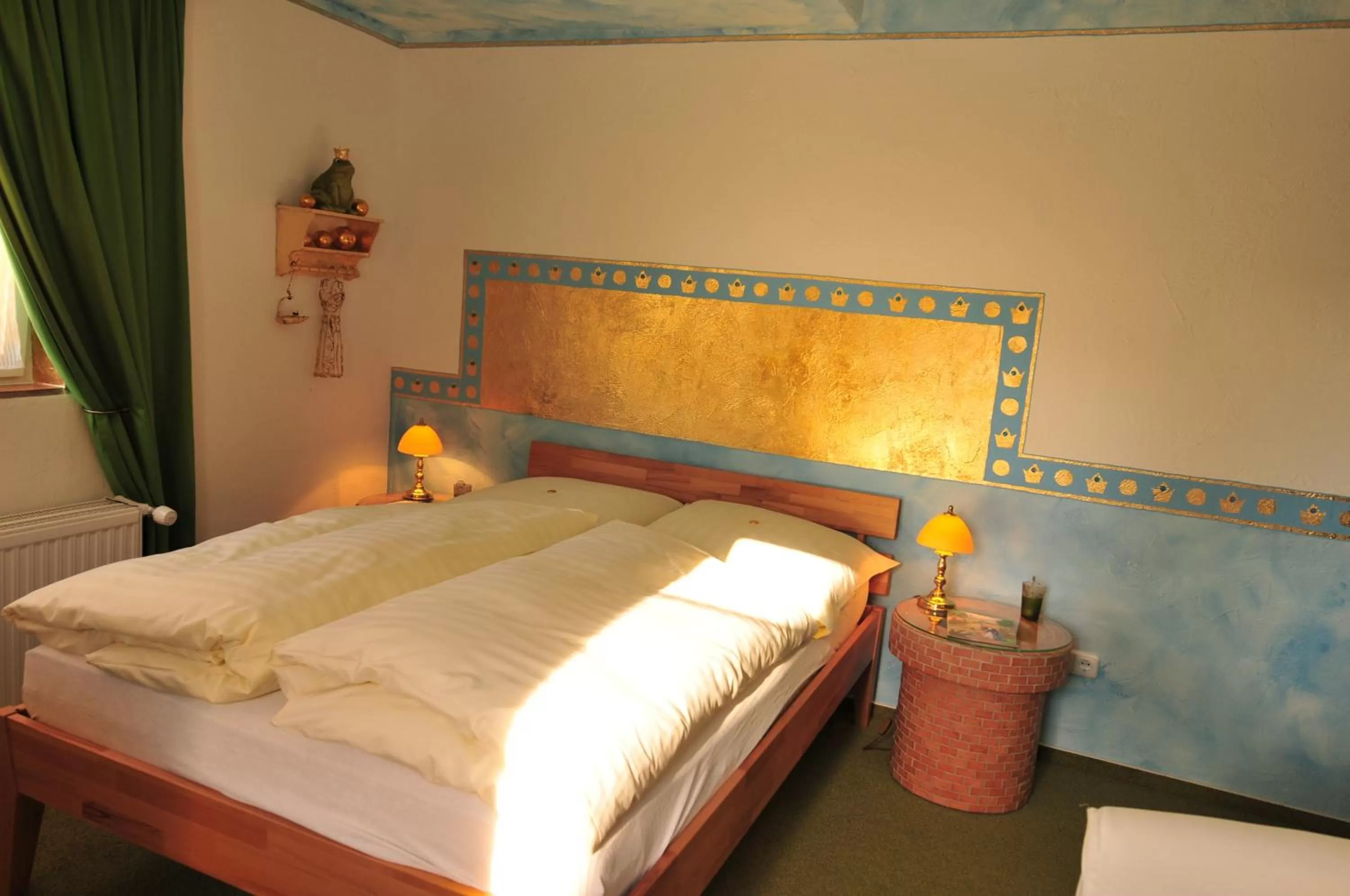 Photo of the whole room, Bed in Hotel Goldflair am Rathaus