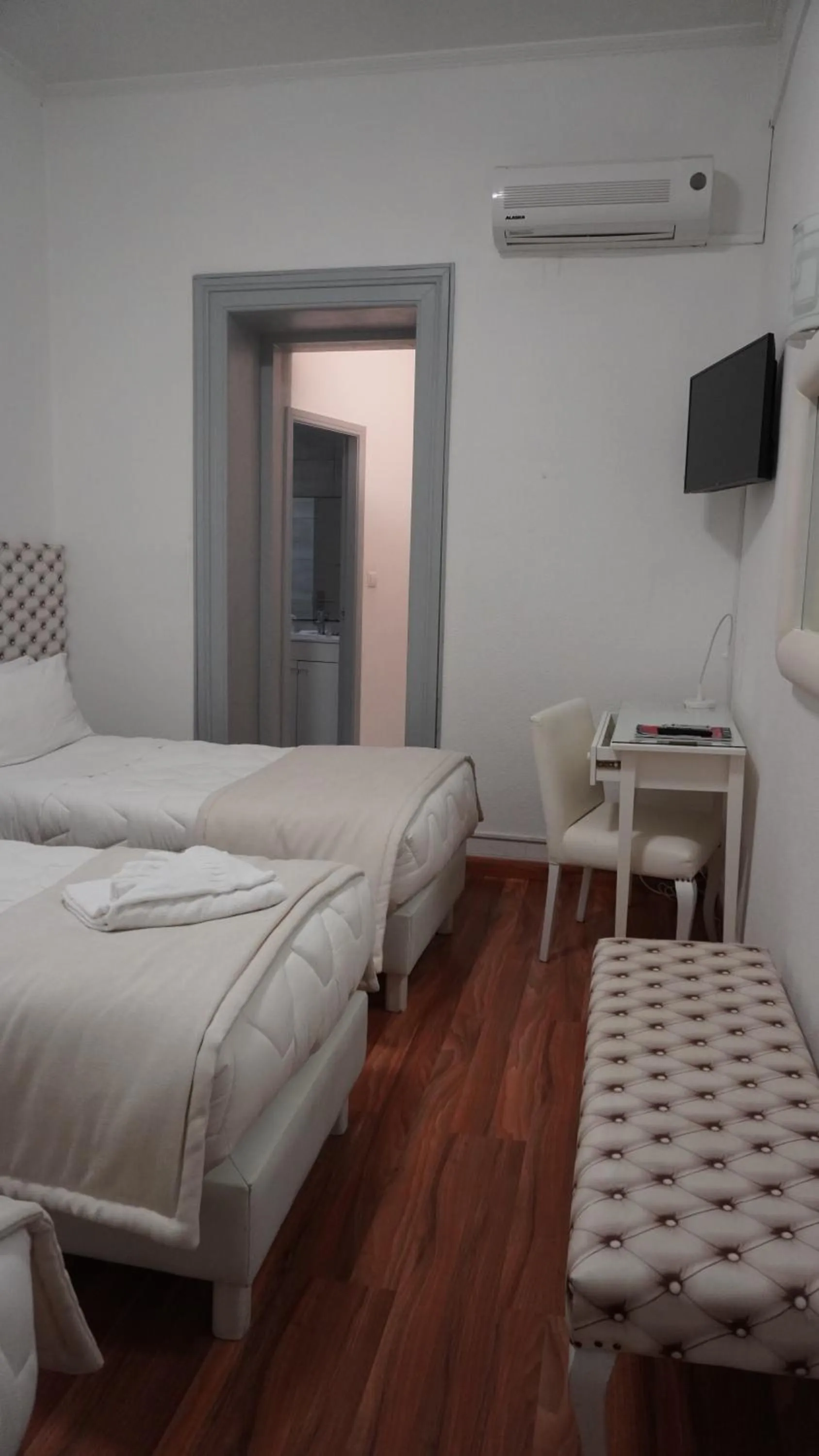 Bed in Hotel Senhor de Matosinhos