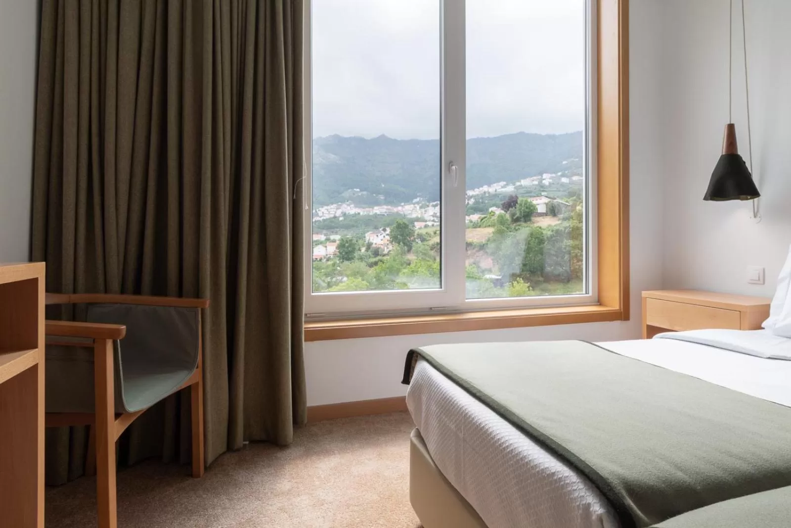 View (from property/room), Bed in Hotel da Fábrica