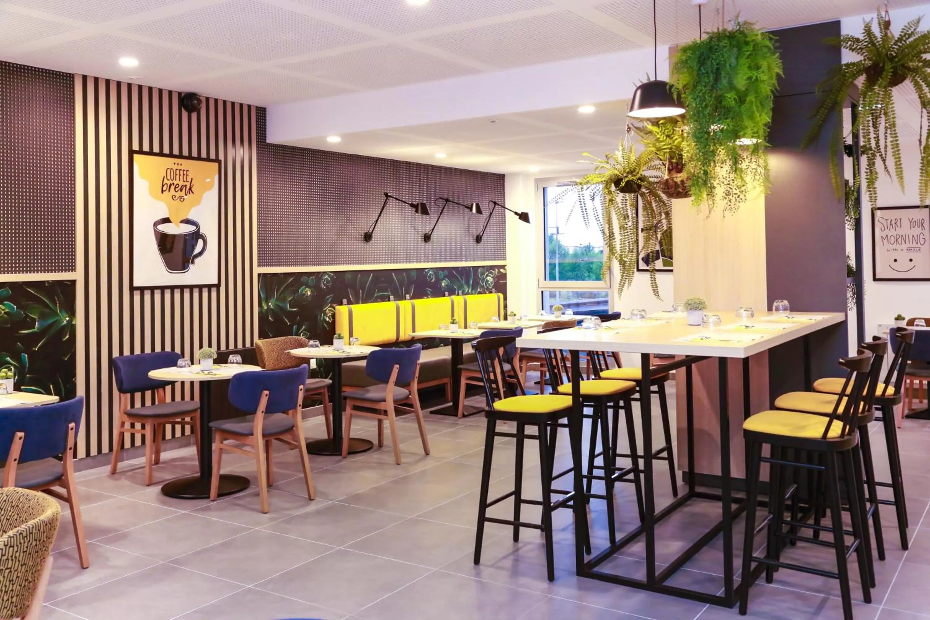 Buffet breakfast in Appart Hotel Odalys City Angers Centre Gare