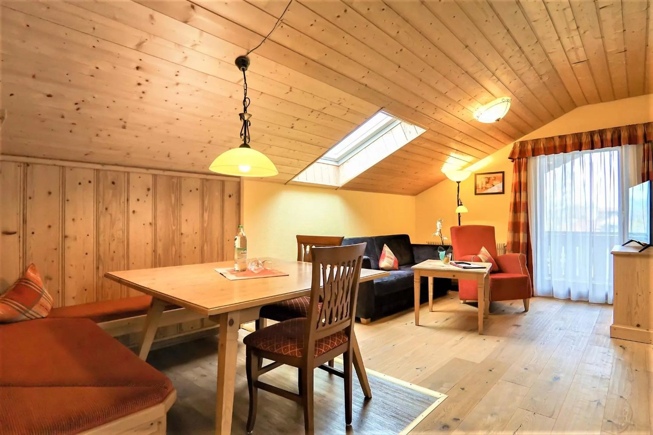 Living room, Dining Area in Ferienhaus und Landhaus Berger