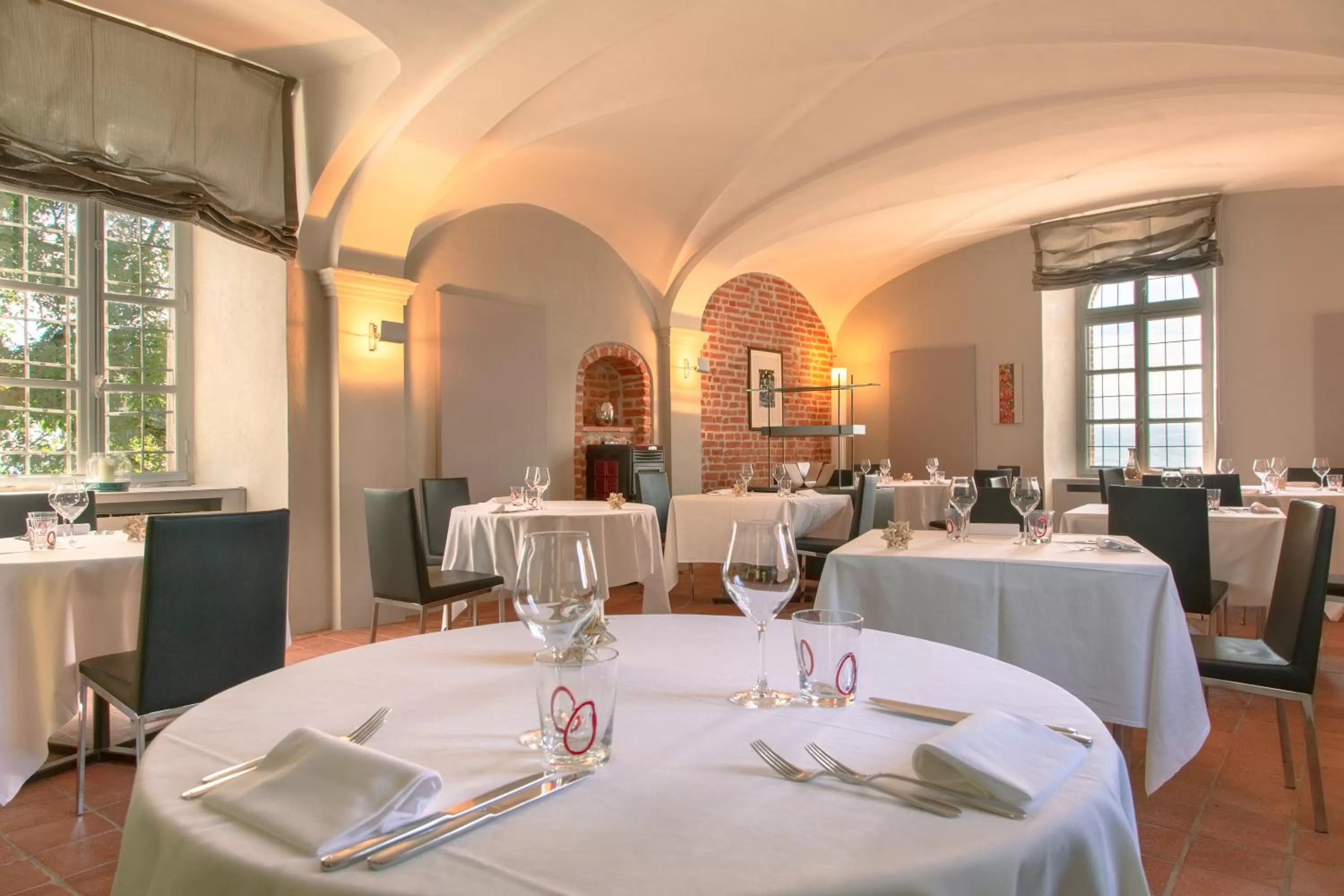 Restaurant/places to eat in Hotel Castello di Santa Vittoria
