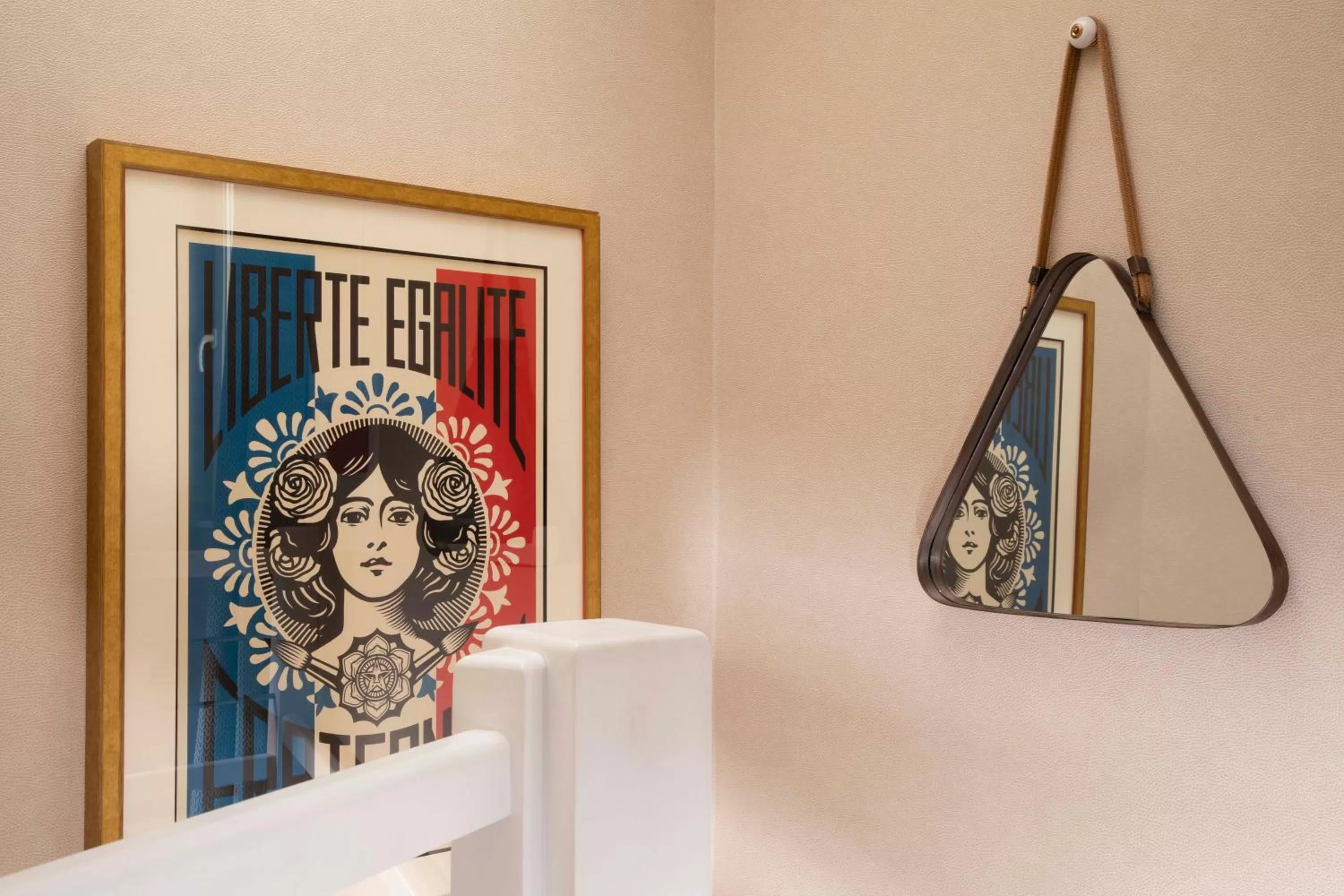 Hôtel des Arts Montmartre