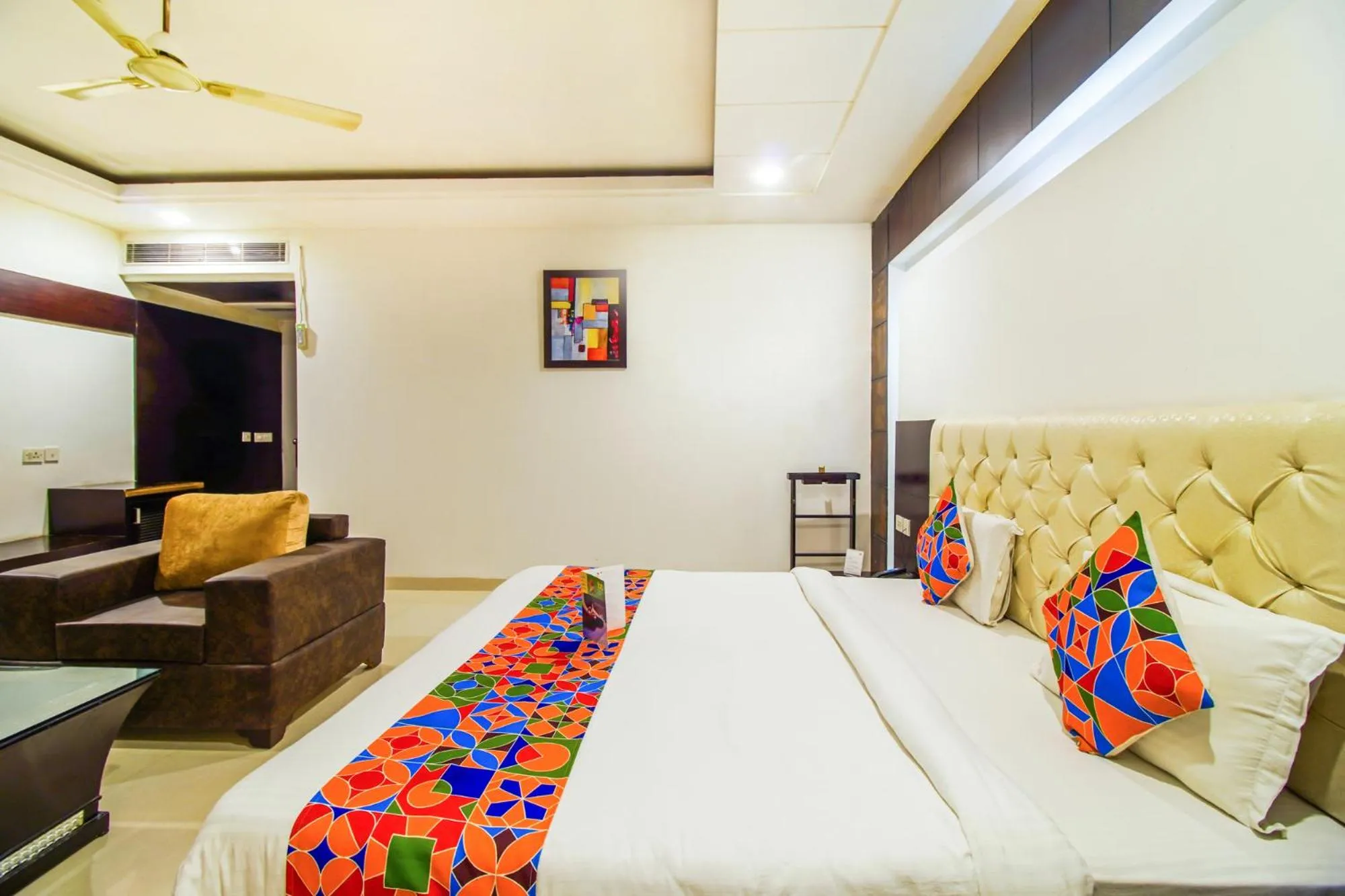 Bed in FabHotel Transit Delhi Airport Mahipalpur