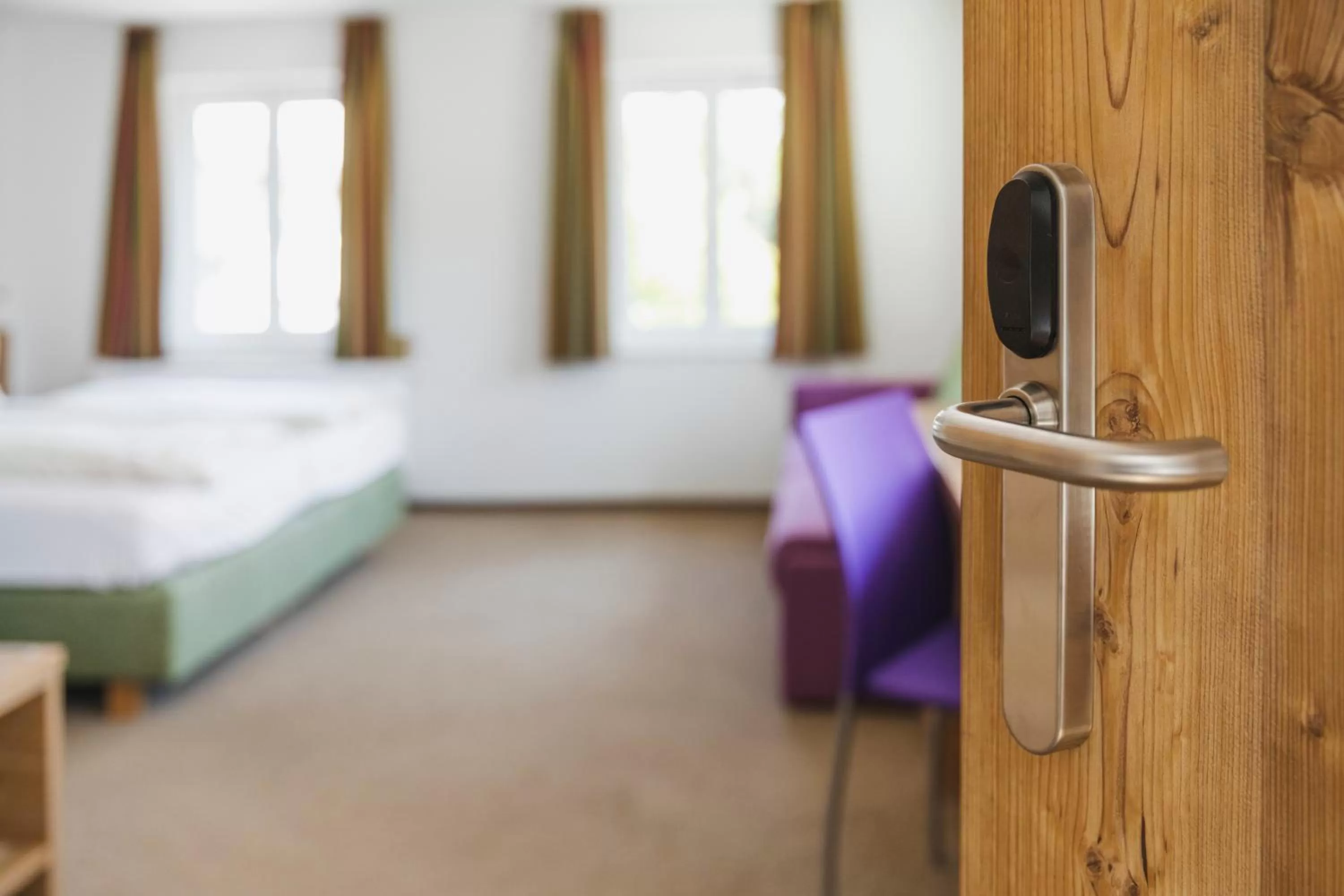 Photo of the whole room, Bed in Motel Engel - self checkin