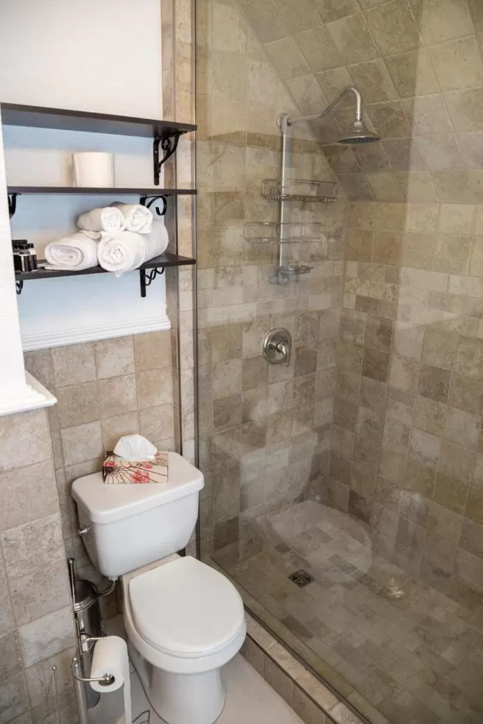 Bathroom in Grey Gables Inn