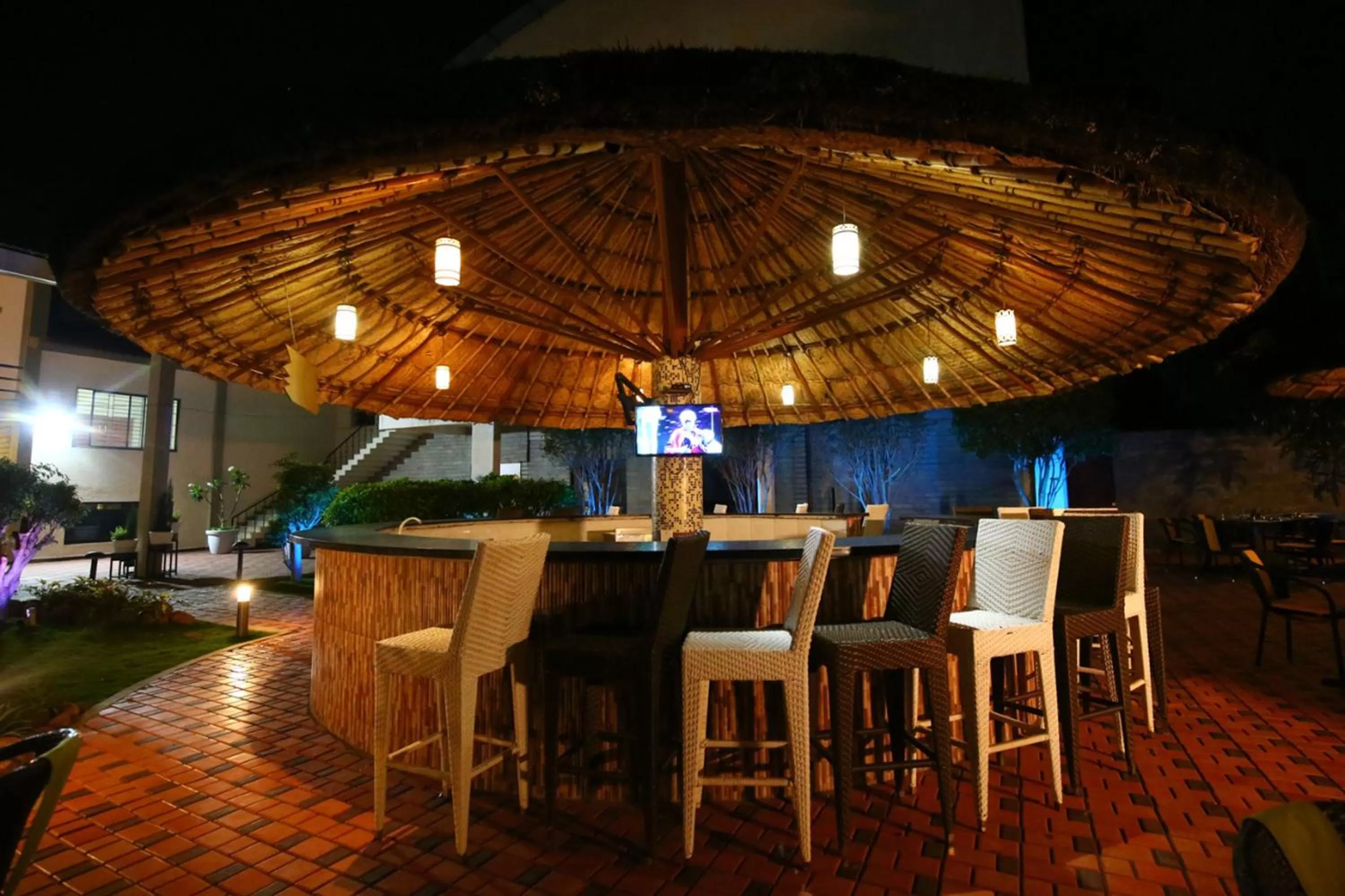 Restaurant/places to eat in DVG Socials Retreat