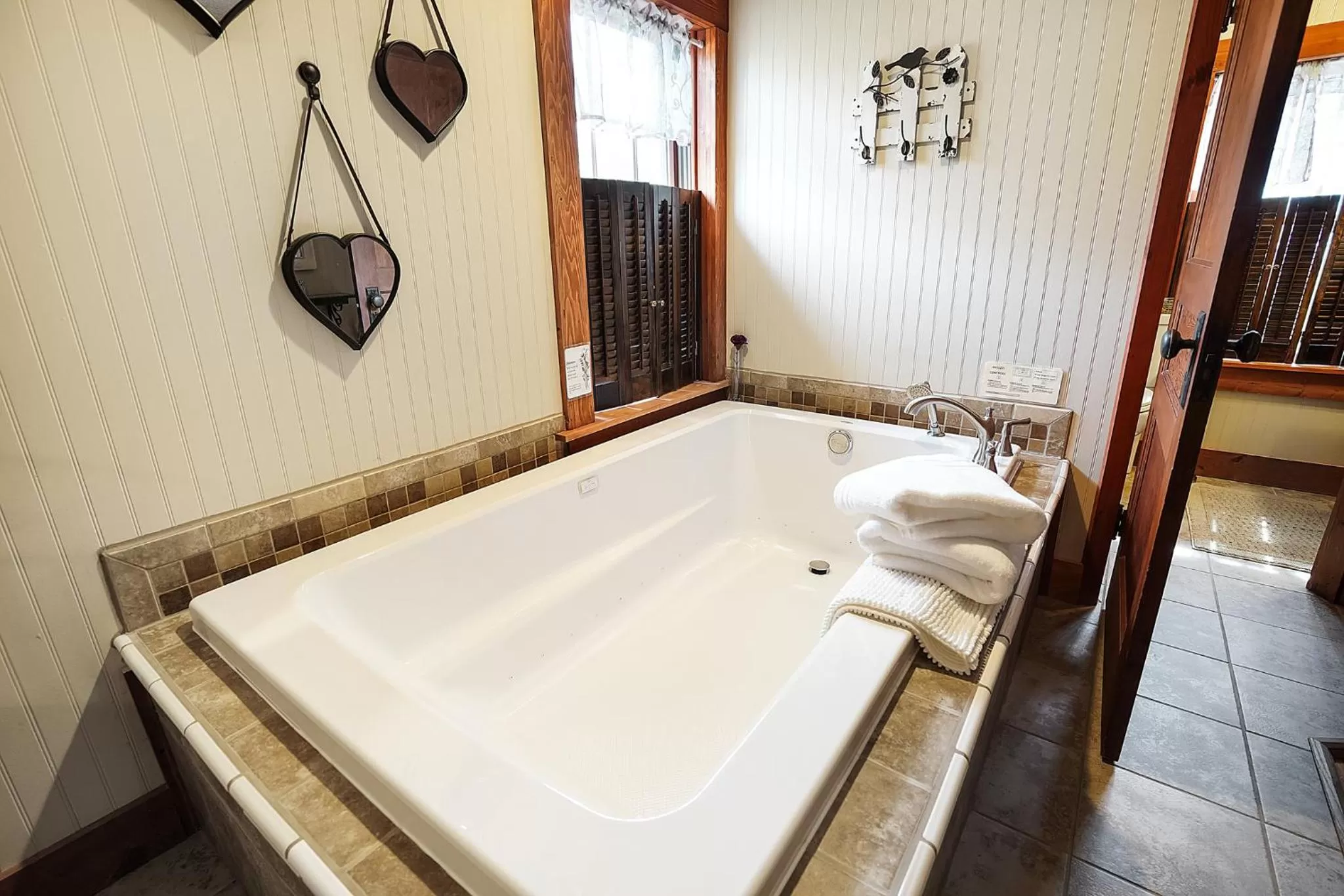 Spa and wellness centre/facilities, Bathroom in Hocking Hills Inn