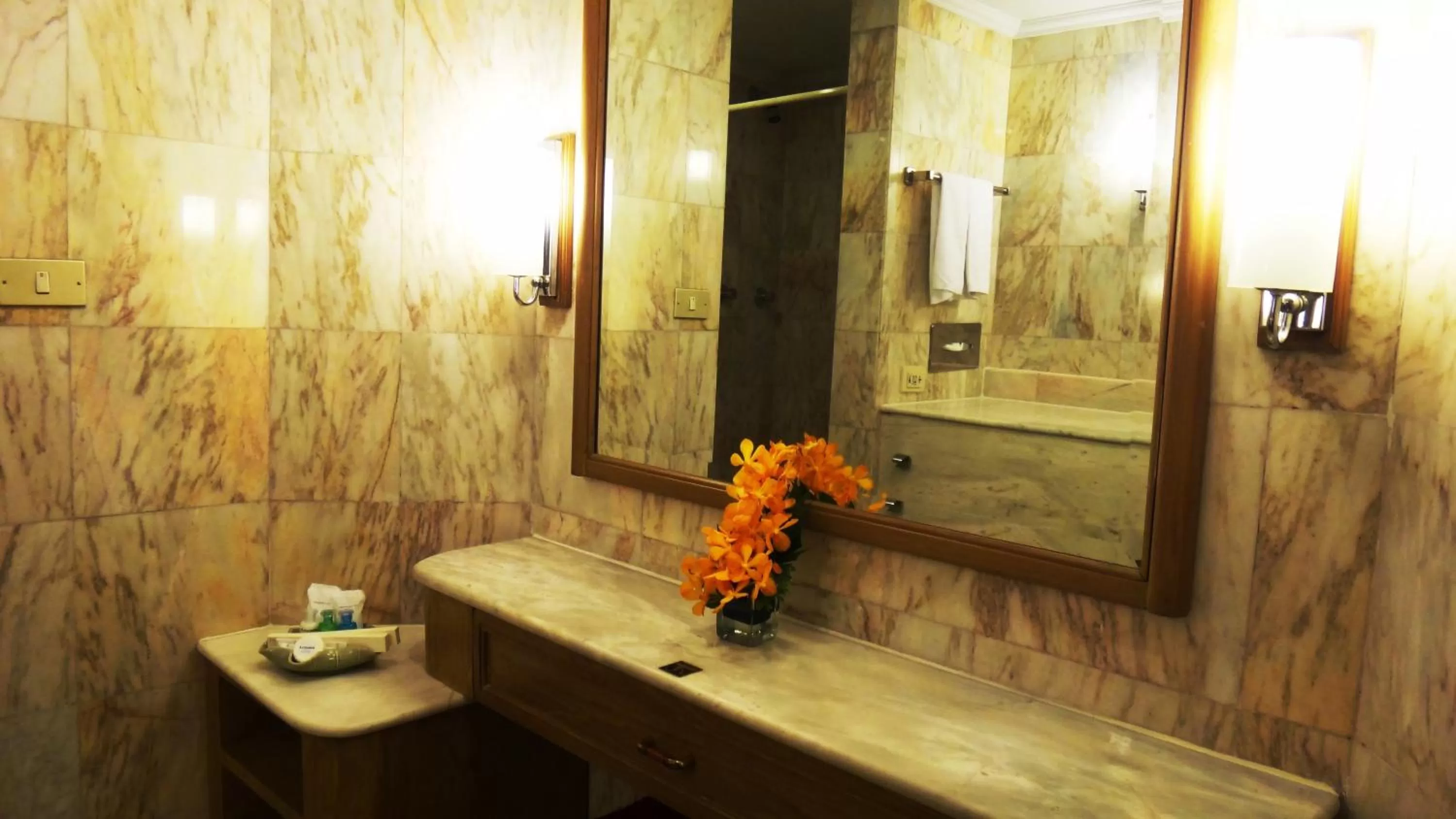 Bathroom in Arnoma Hotel Bangkok