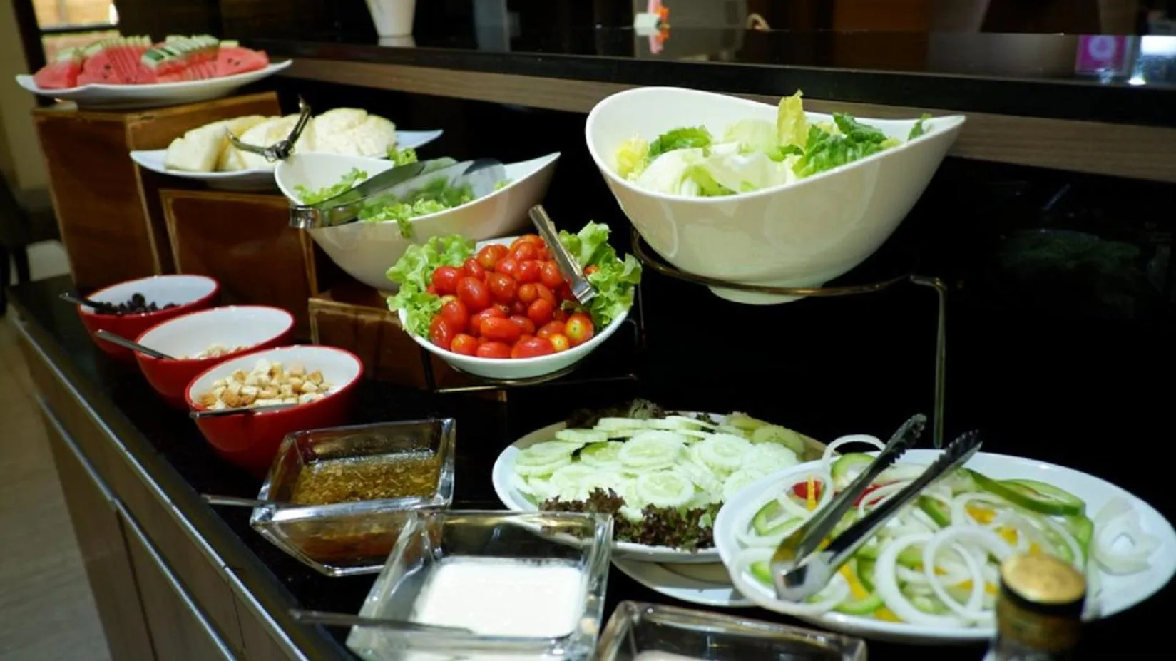 Food and drinks in Aspen Suites Hotel Sukhumvit 2