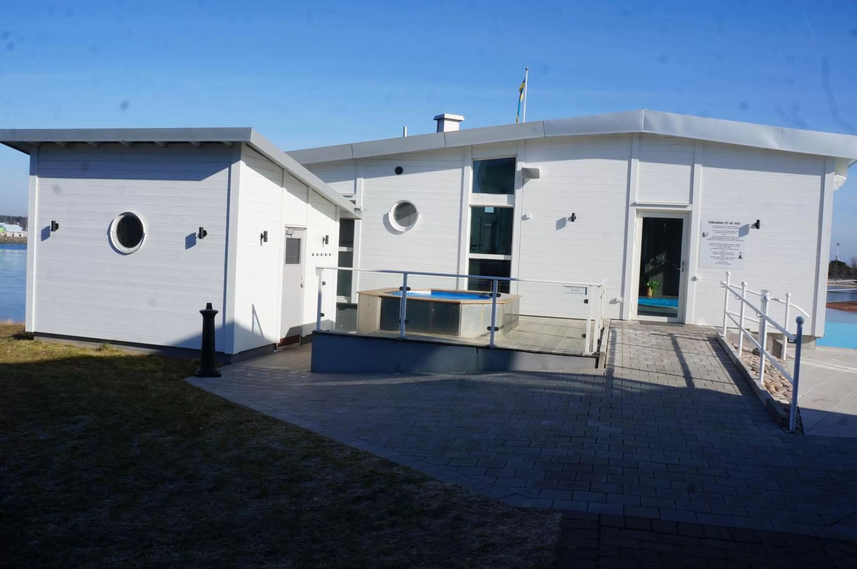 Swimming pool in Best Western Hotel Corallen