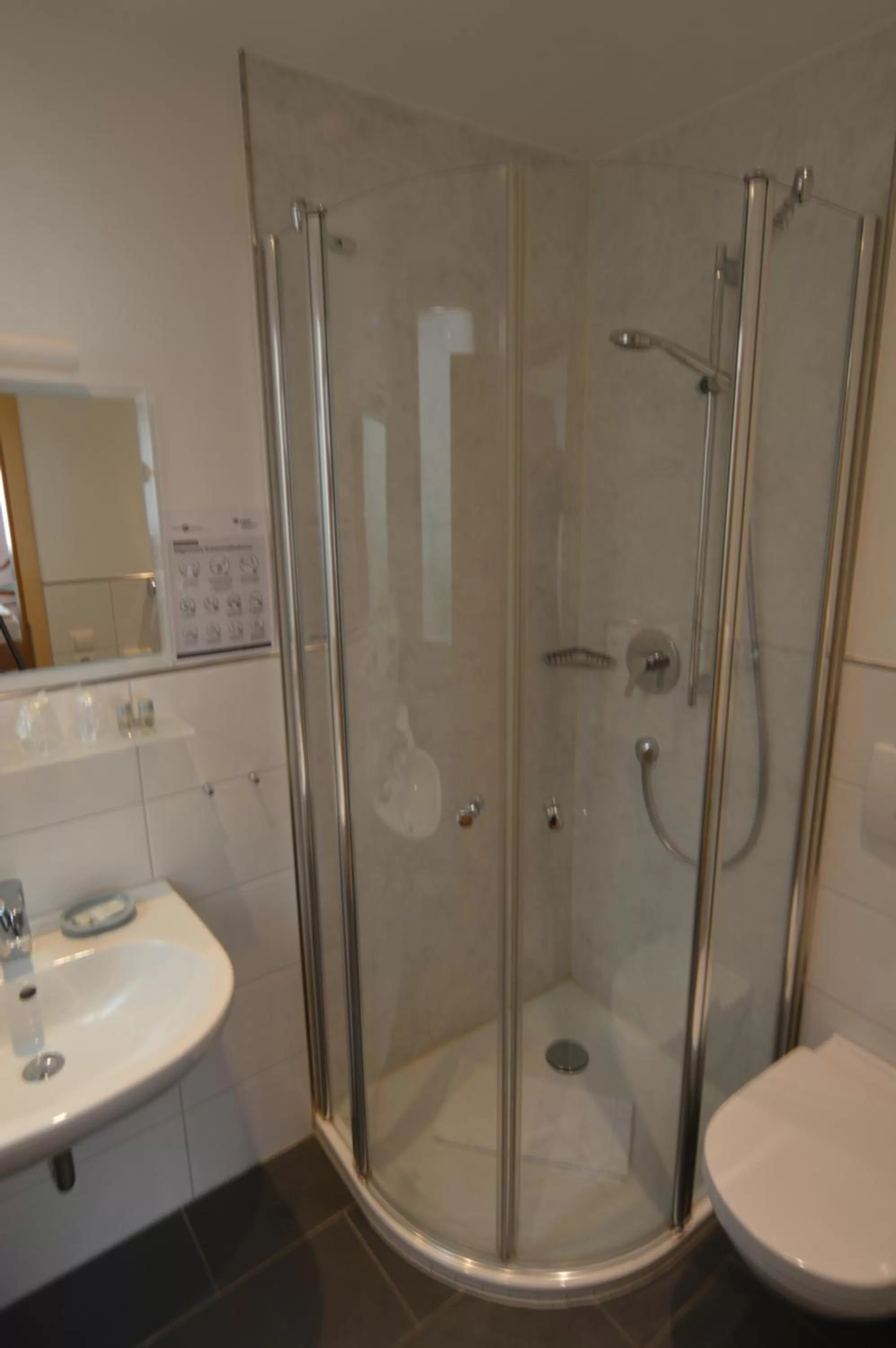 Bathroom in Aktivhotel Alter Kaiser