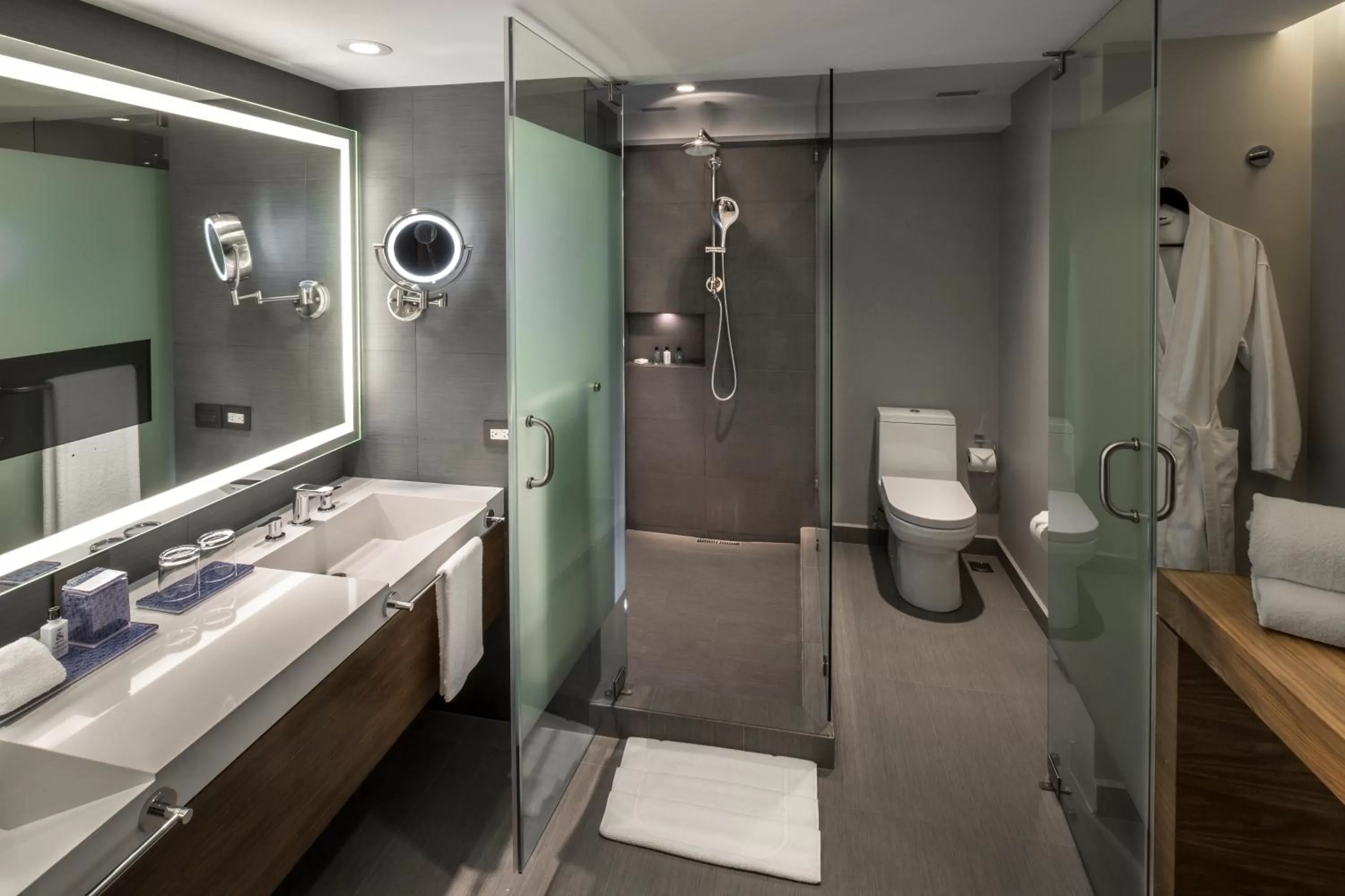 Bathroom in Presidente InterContinental Mexico City by IHG