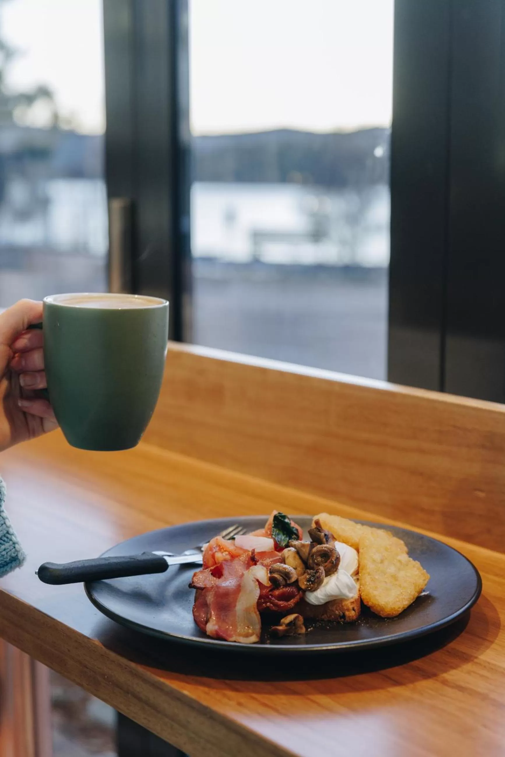 Breakfast in Banjo Paterson Inn
