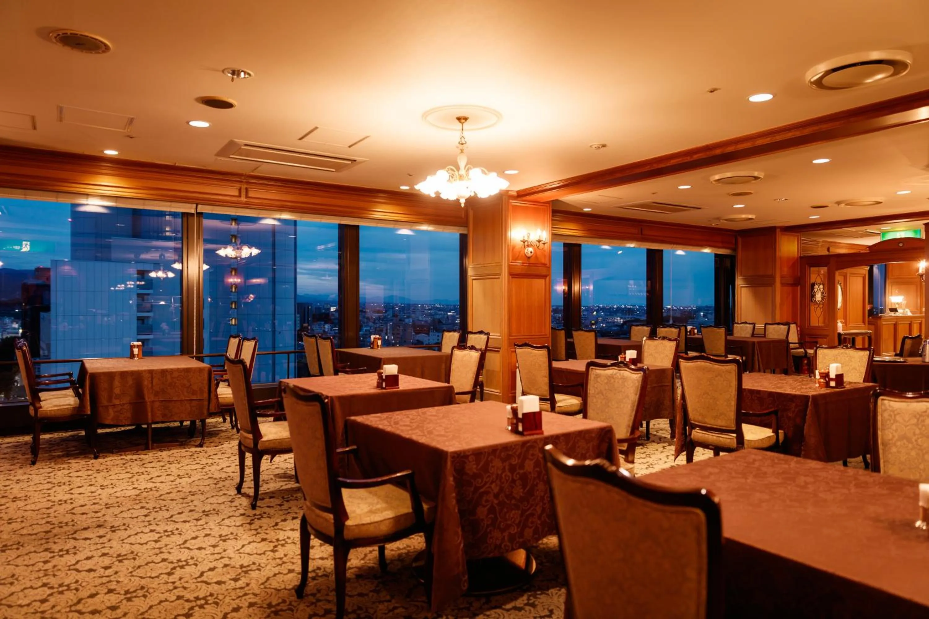 Restaurant/places to eat in Kanazawa New Grand Hotel Prestige