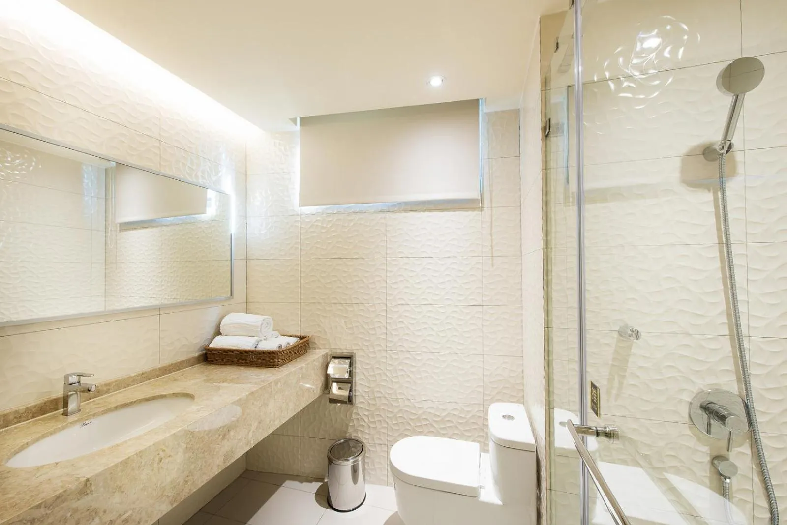 Shower in HE TI Hotel