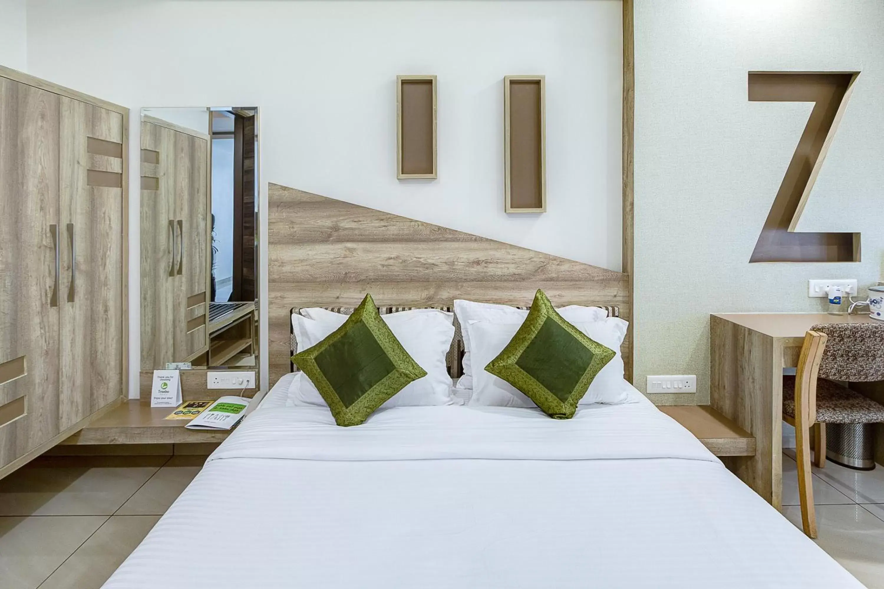 Deluxe Double Room - single occupancy in Treebo Daksh Residency Deluxe Double Room - single occupancy in Treebo Daksh Residency