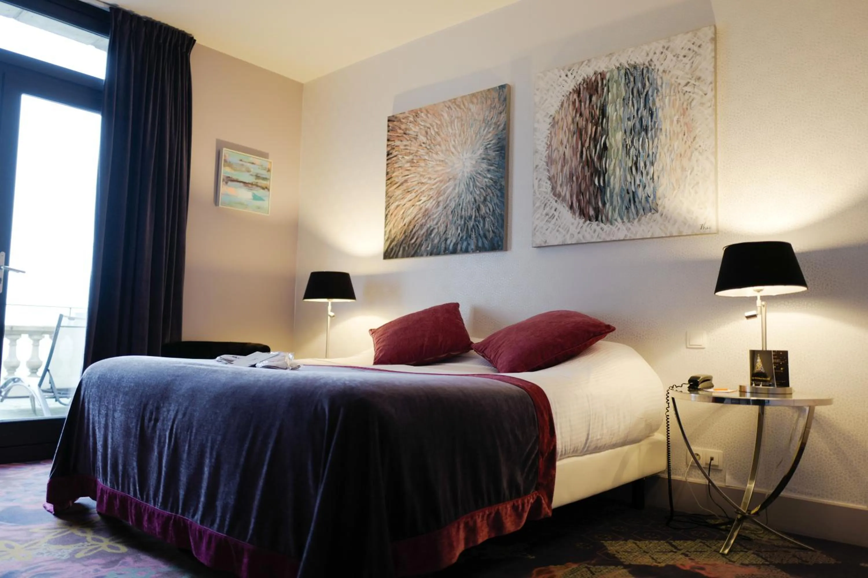 Bed in Domaine De La Corniche