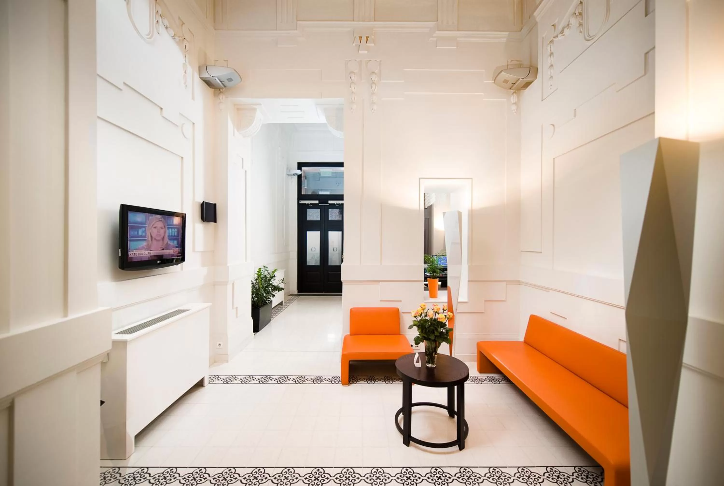 Lobby or reception in Opera Garden Hotel & Apartments