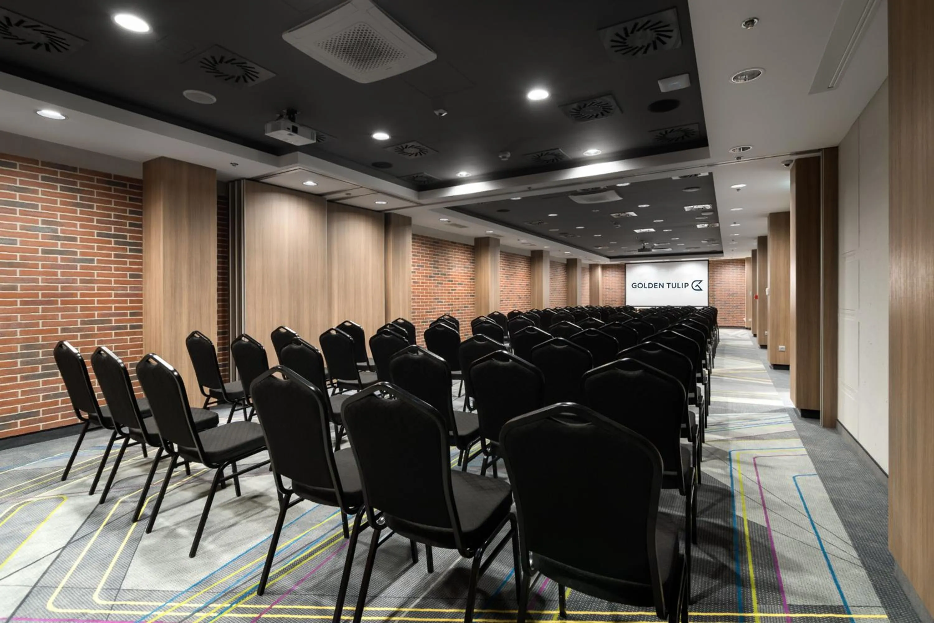 Meeting/conference room in Golden Tulip Krakow Kazimierz