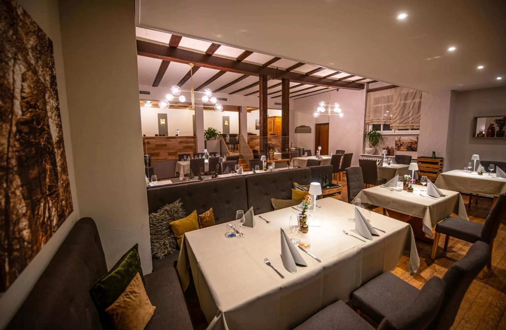 Restaurant/Places to Eat in Landgasthaus & Hotel zur Krone