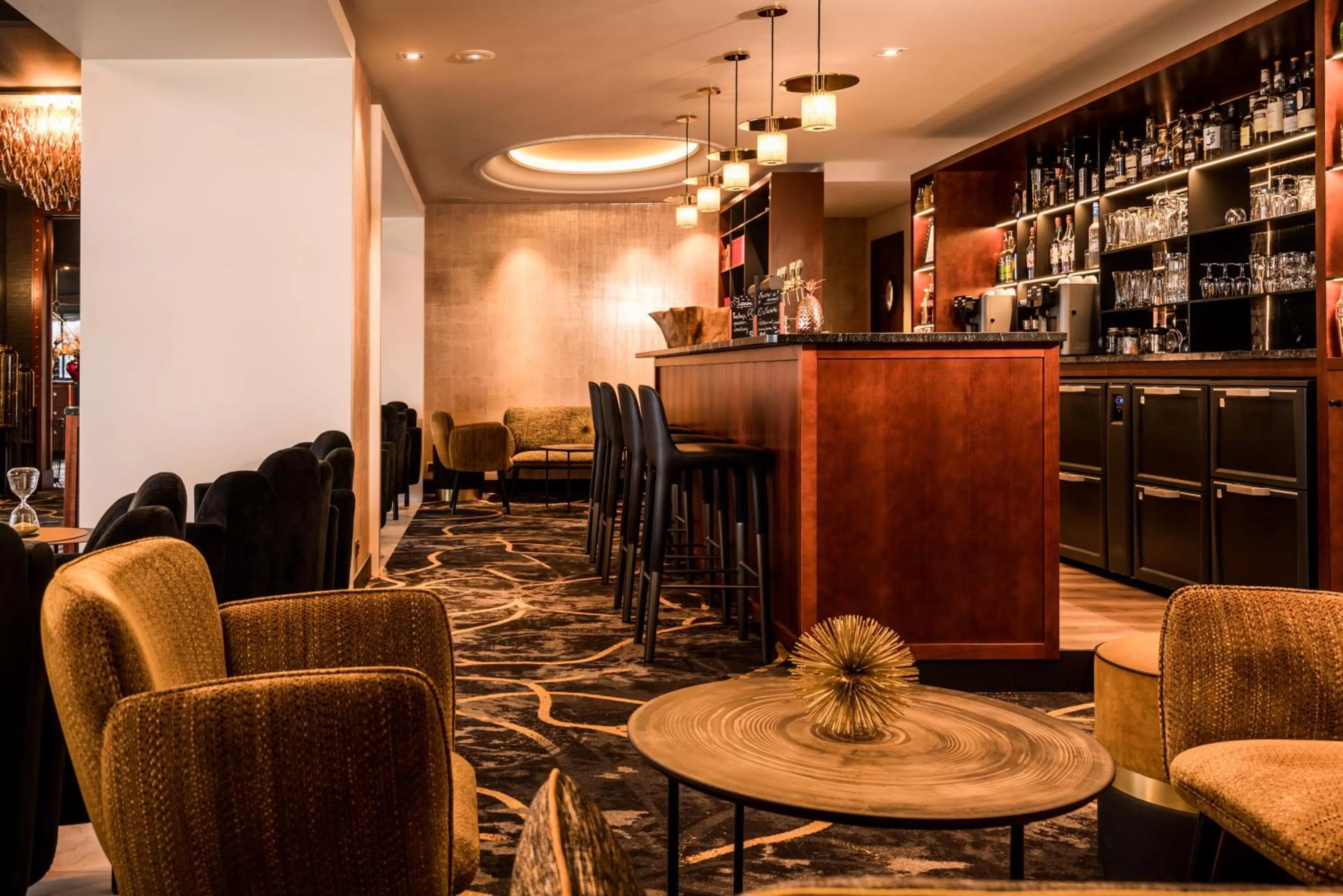 Living room in Les Trésoms Lake and Spa Resort