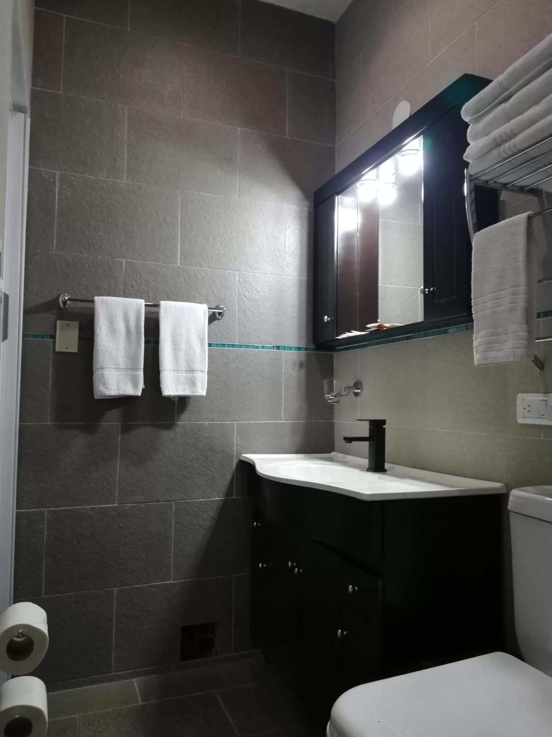 Bathroom in Casablanca Boutique Hotel Adrogué