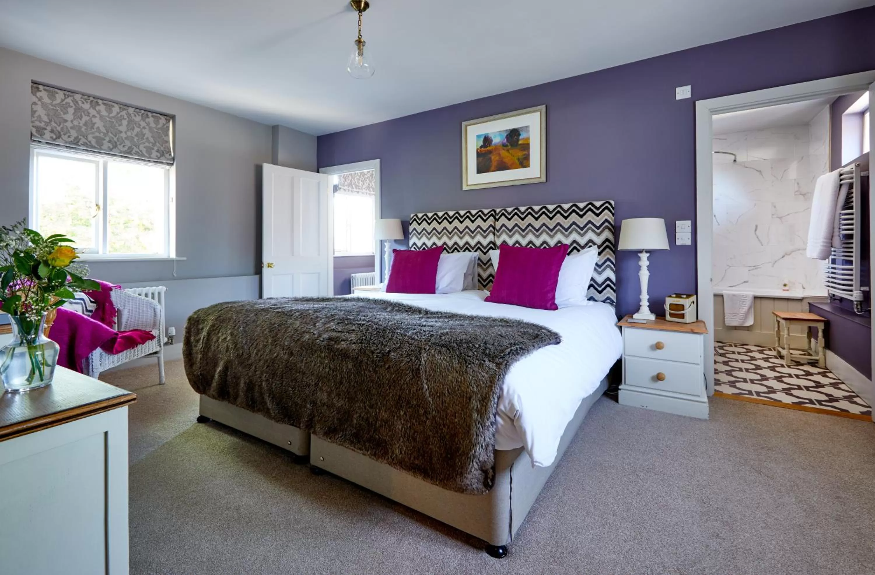 Bedroom, Bed in The Greyhound Inn