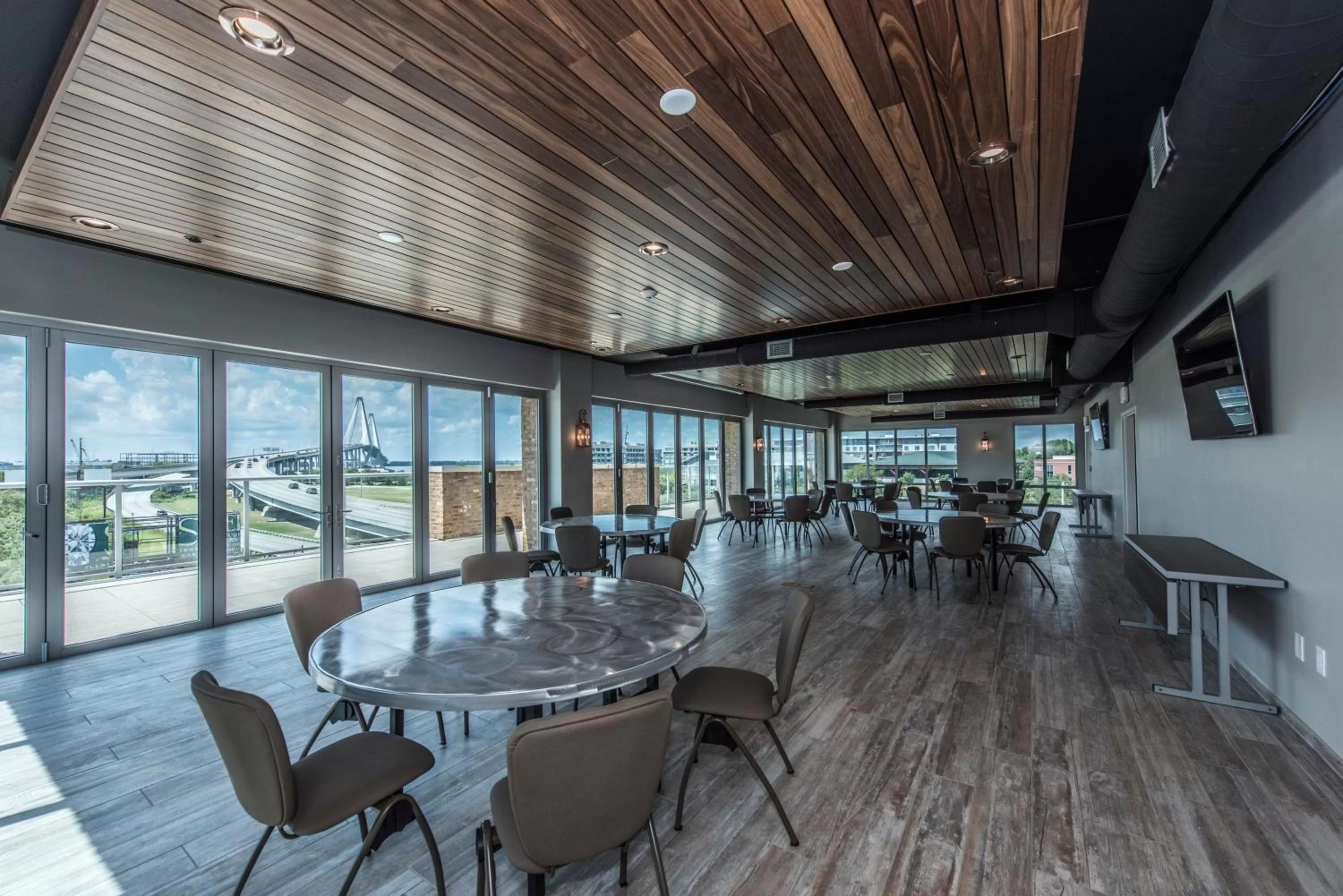 Banquet/Function facilities in Staybridge Suites Charleston - Mount Pleasant by IHG