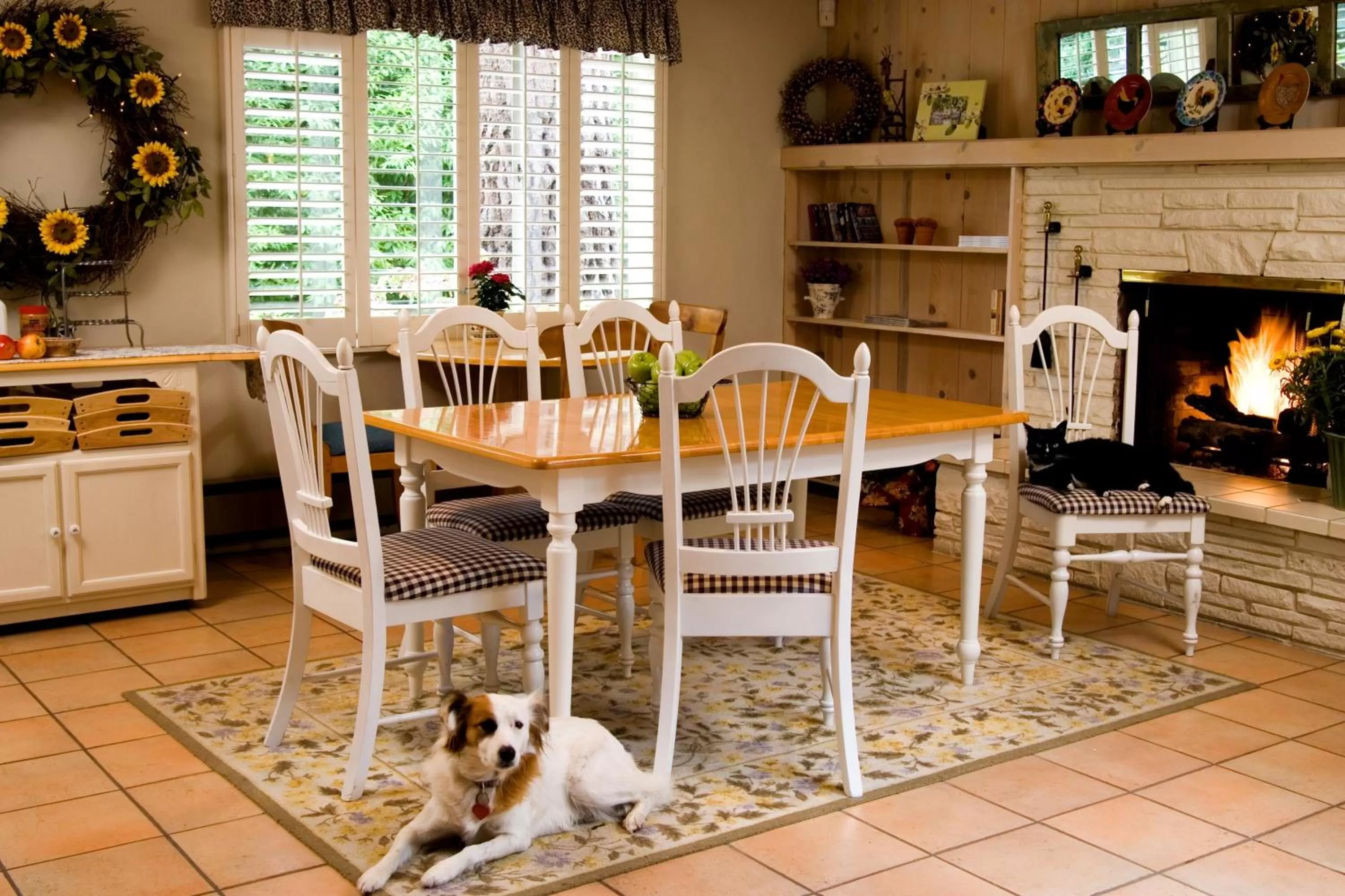 Restaurant/places to eat in Carmel Country Inn