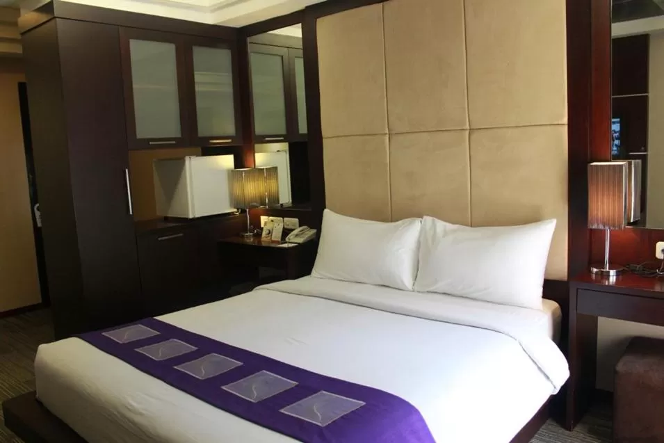 Bed in Metro Hotel Jababeka