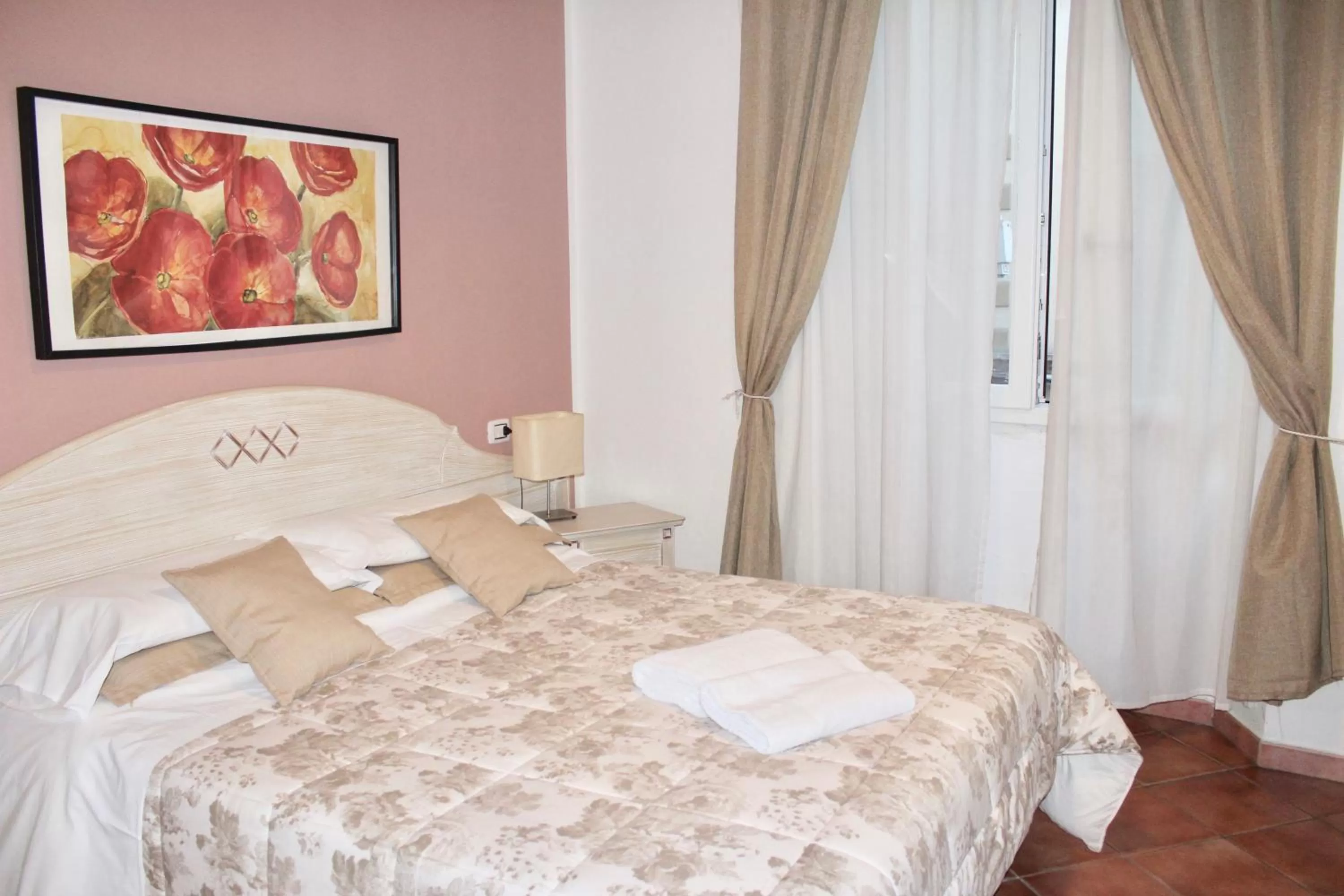 Bed in Cicerone Guest House