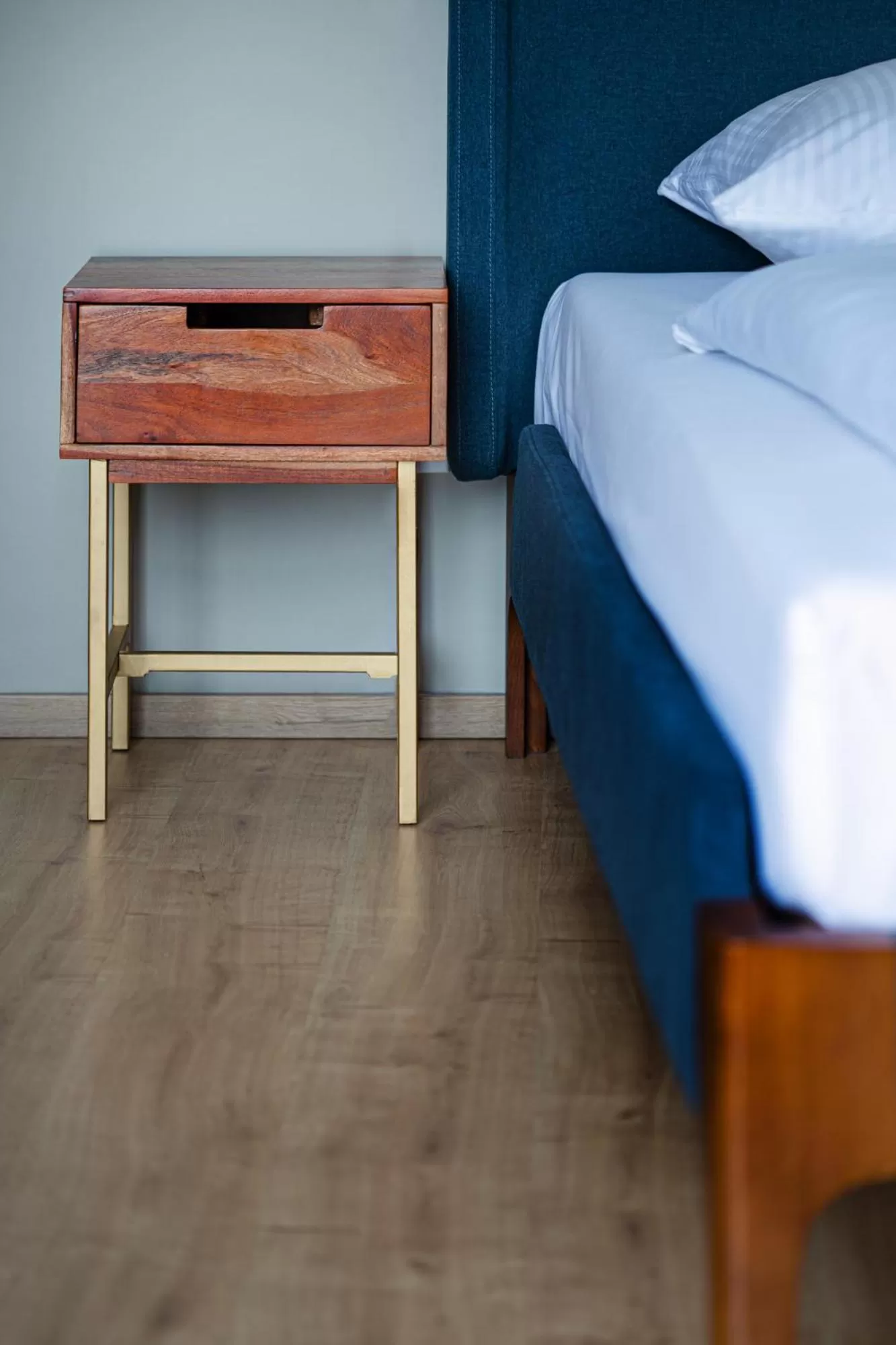 Decorative detail, Bed in Hotel BELLEVUE am Kurfürstendamm