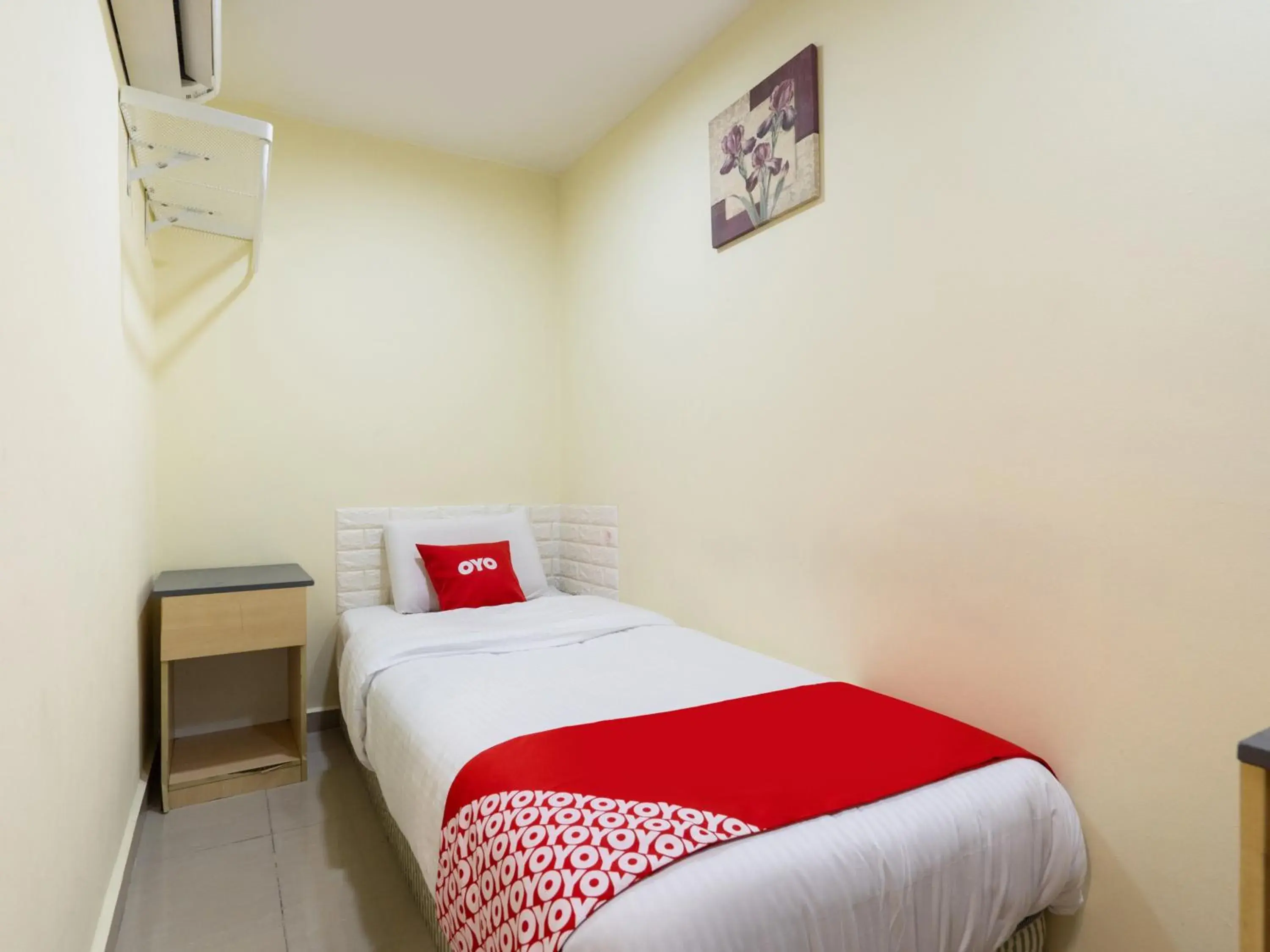 Standard Single Room - single occupancy in OYO 89717 Budget Star Hotel Standard Single Room - single occupancy in OYO 89717 Budget Star Hotel
