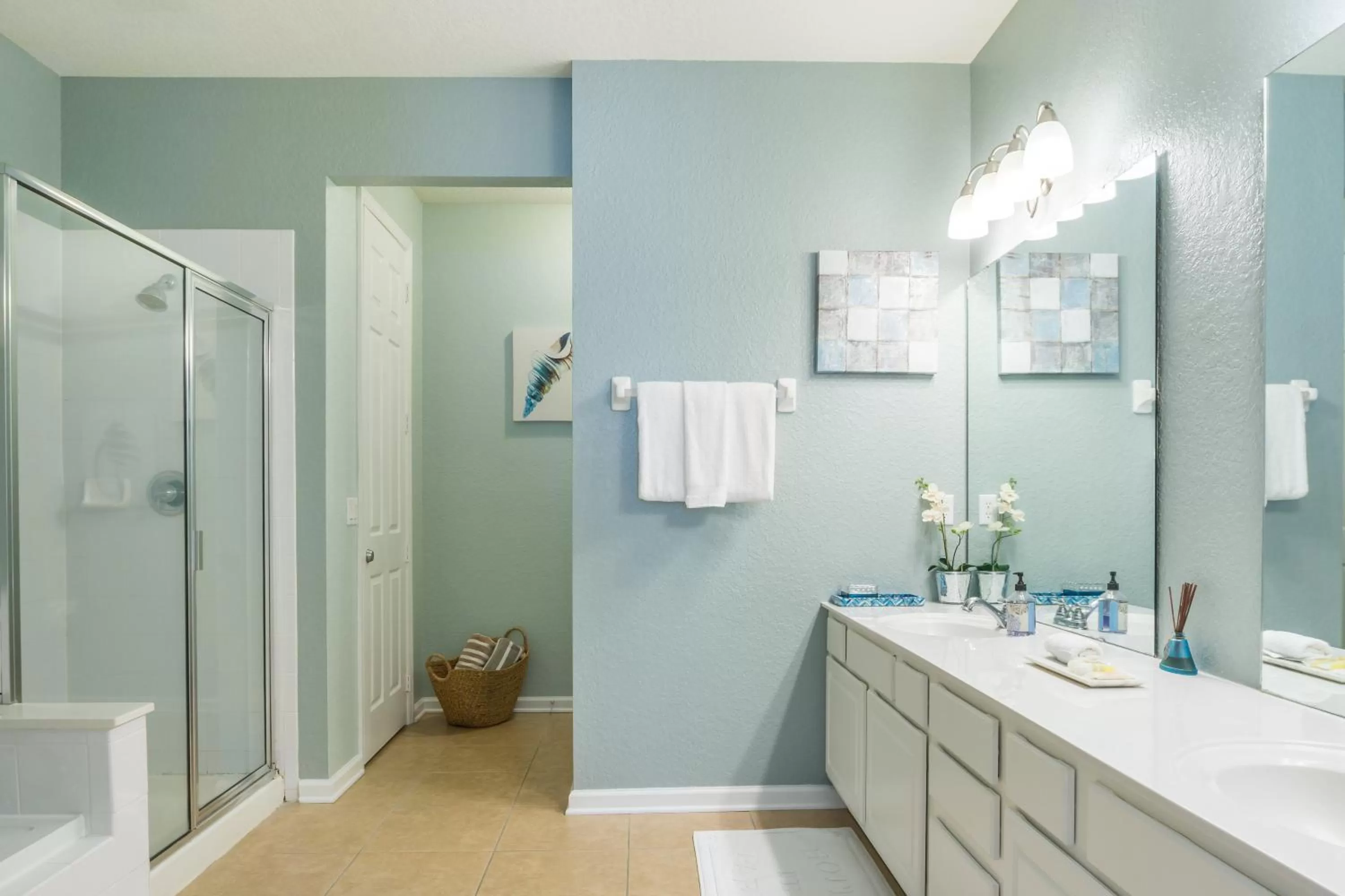 Bathroom in Orlando Escape