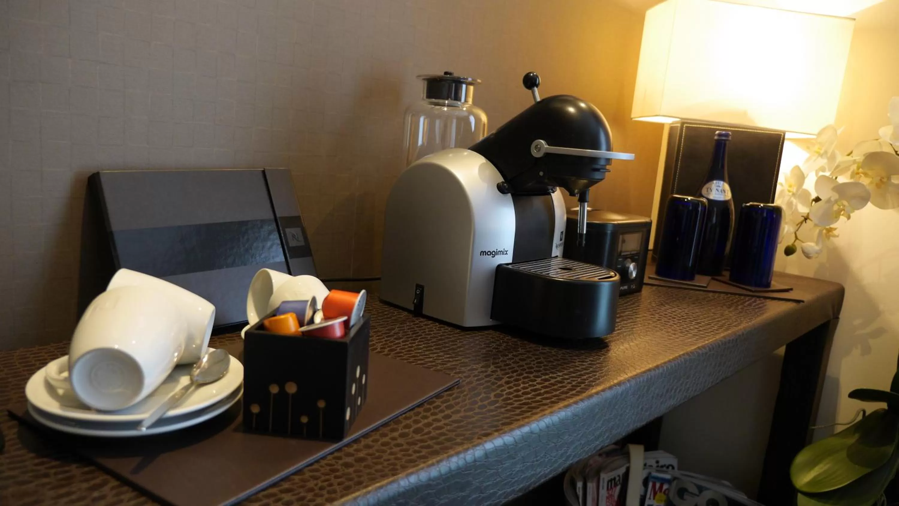 Coffee/tea facilities in The Big Blue Hotel - Blackpool Pleasure Beach