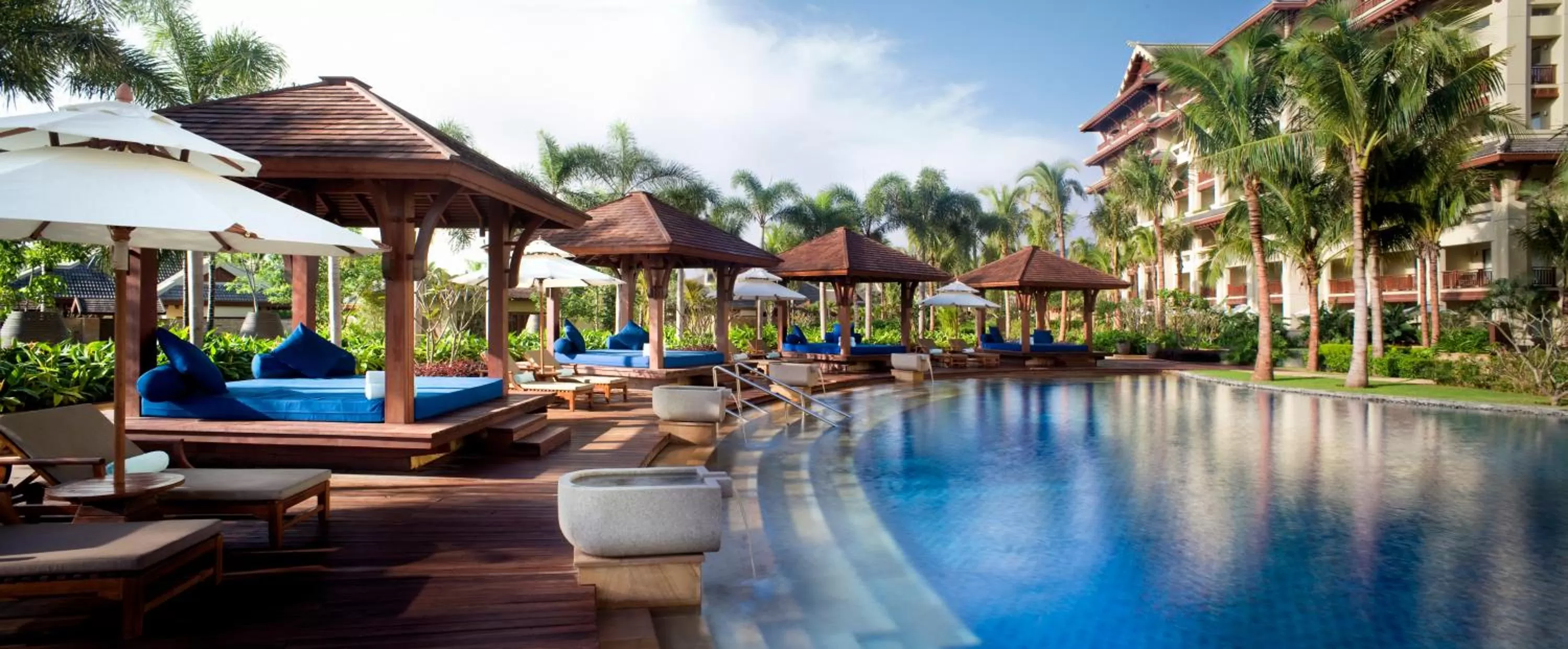 Pool view in The Ritz-Carlton Sanya, Yalong Bay