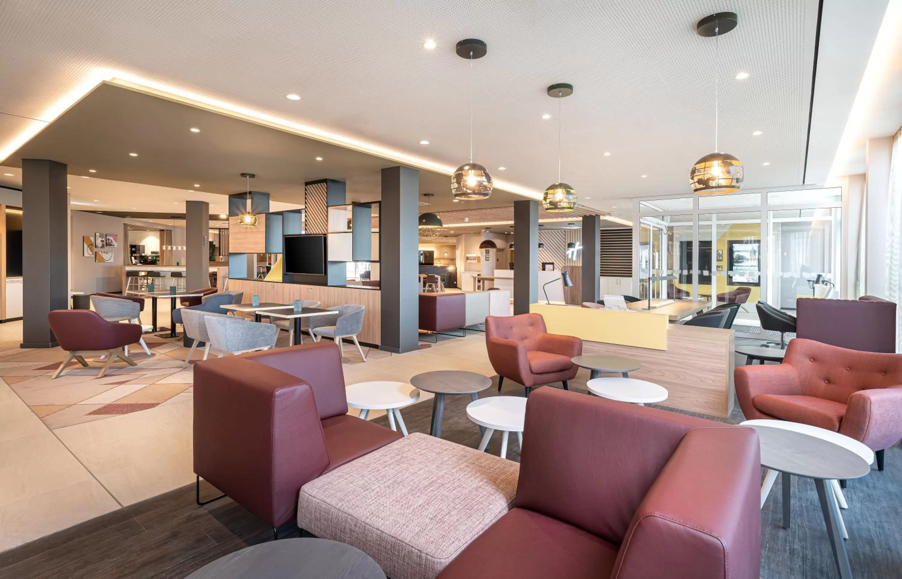 Property building in Holiday Inn - Mannheim City - Hauptbahnhof by IHG