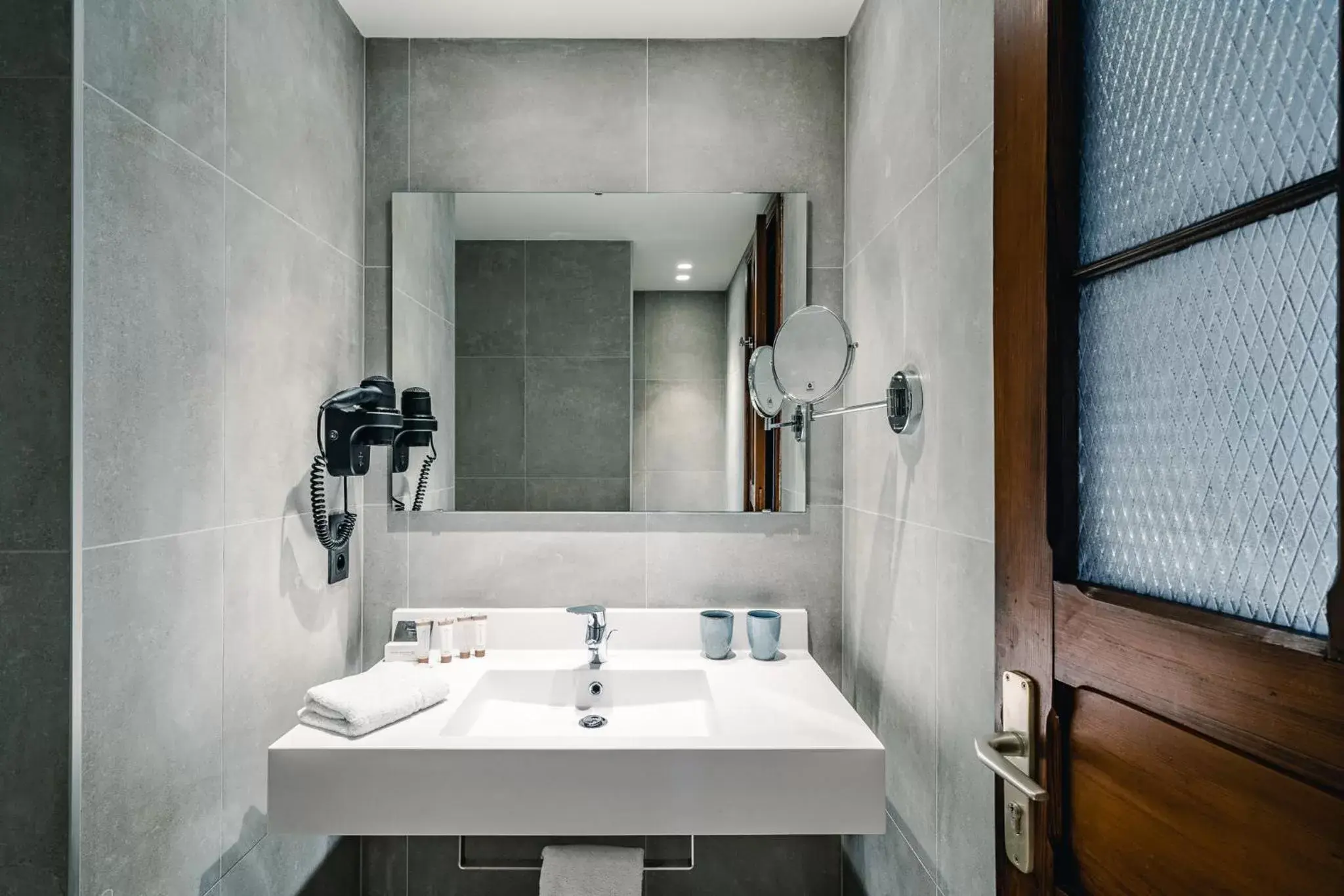 Superior Family Room in Hotel Monasterium PoortAckere Superior Family Room in Hotel Monasterium PoortAckere