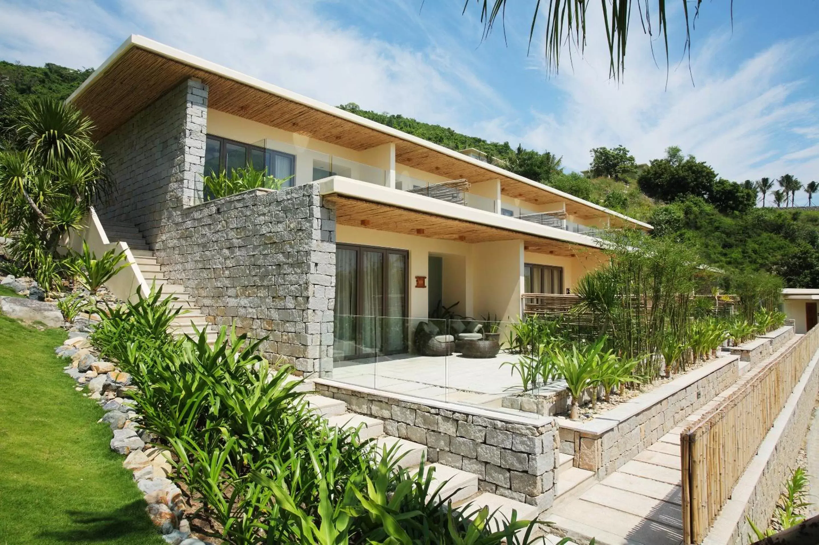 Garden View One-Bedroom - Twin Room in Mia Resort Nha Trang Garden View One-Bedroom - Twin Room in Mia Resort Nha Trang