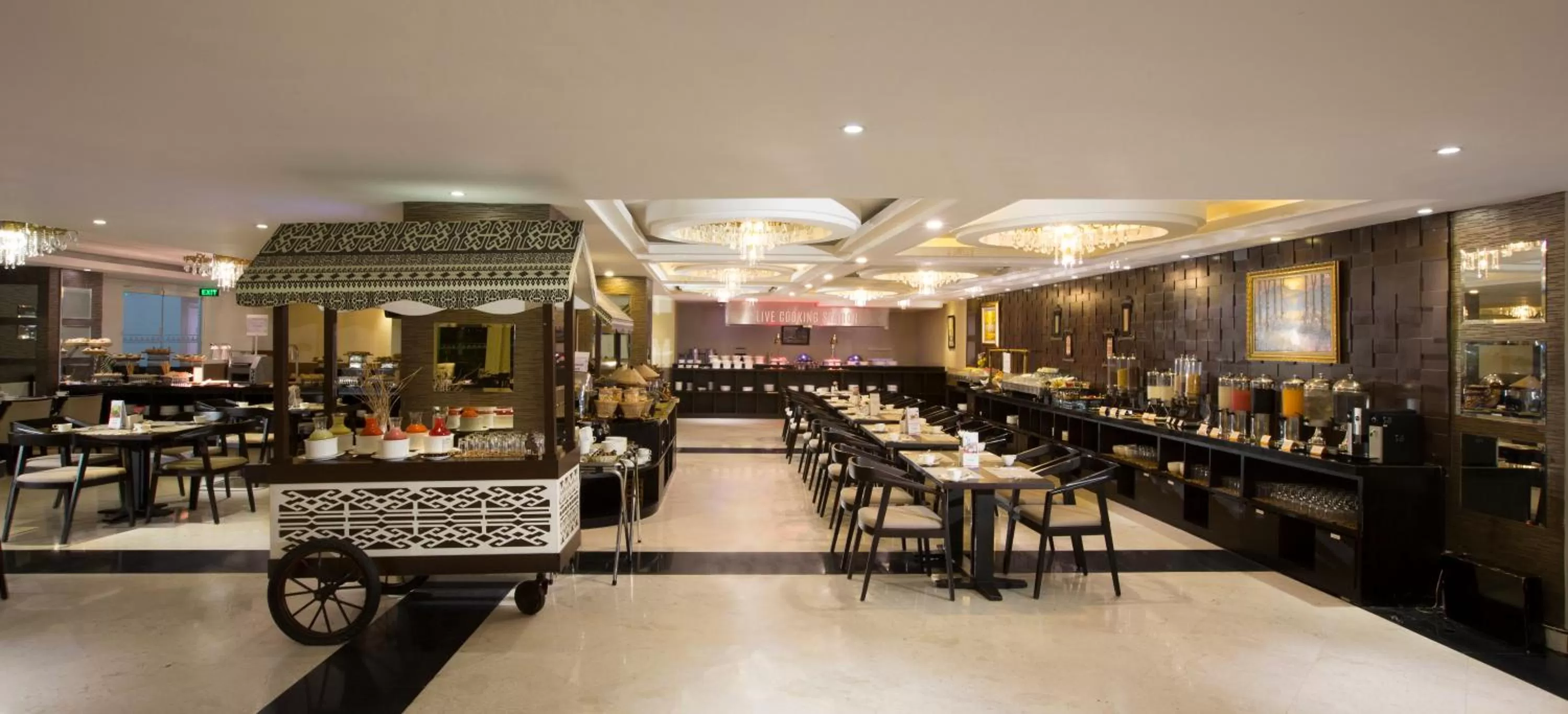 Restaurant/places to eat in Swiss-Belhotel Lampung