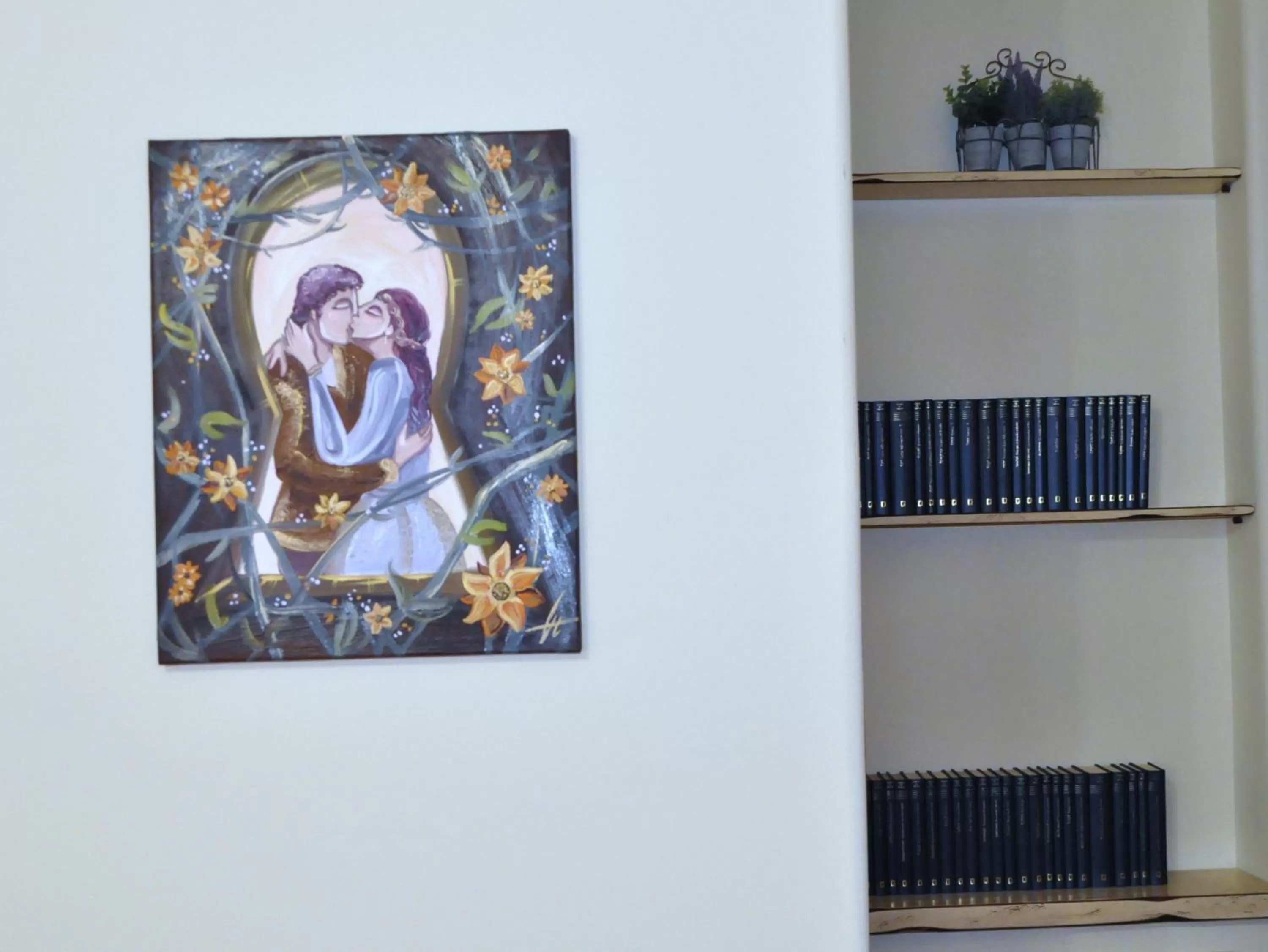 Decorative detail in Stupor Mundi Bed and Breakfast